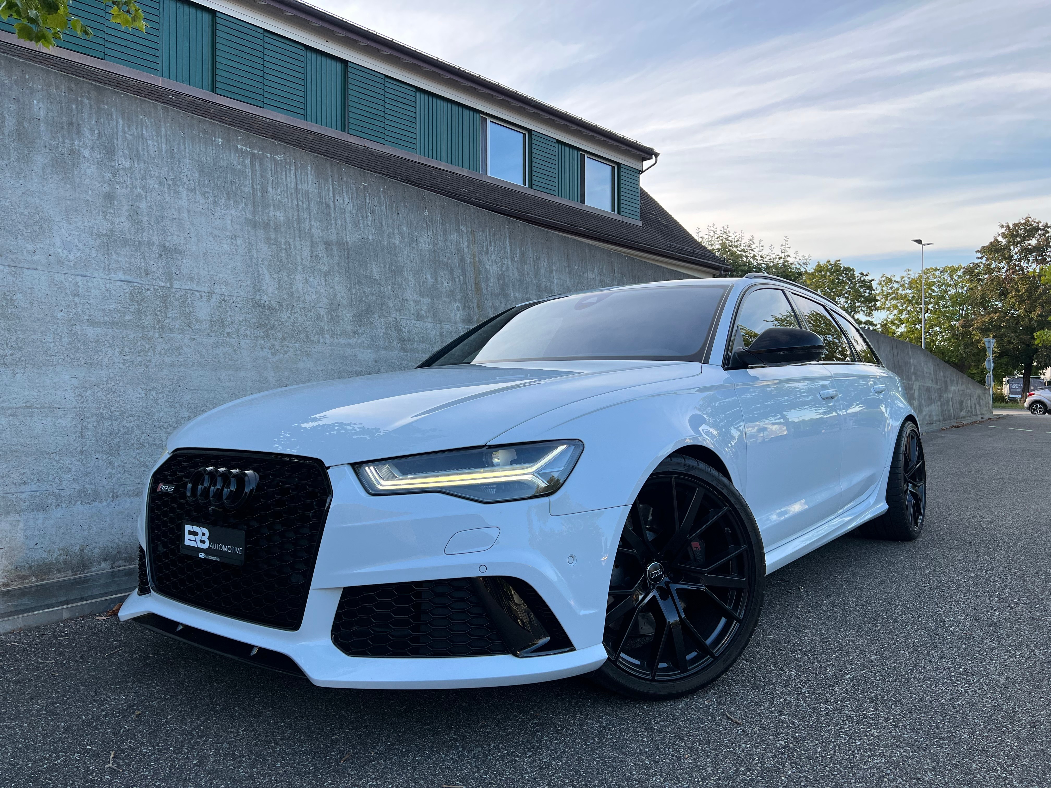 AUDI RS6 Avant 4.0 TFSI V8 quattro Tiptronic