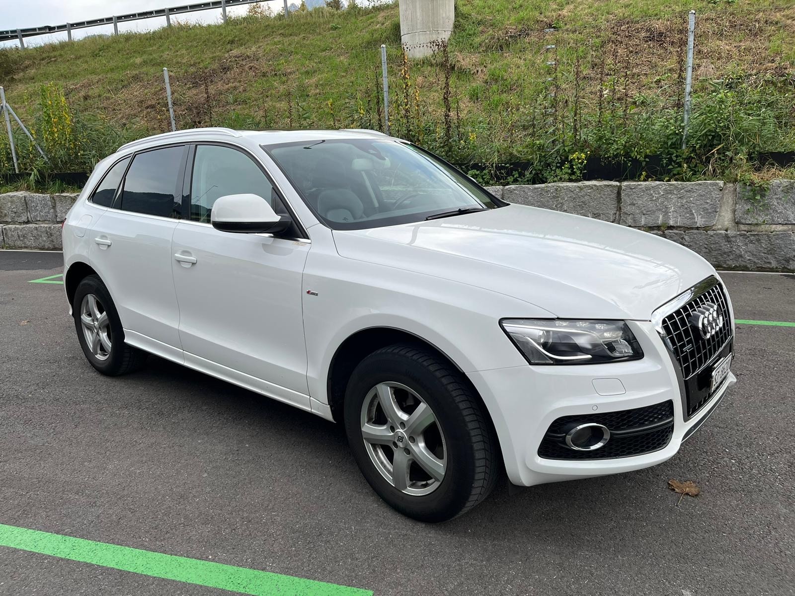 AUDI Q5 3.0 TDI quattro S-tronic