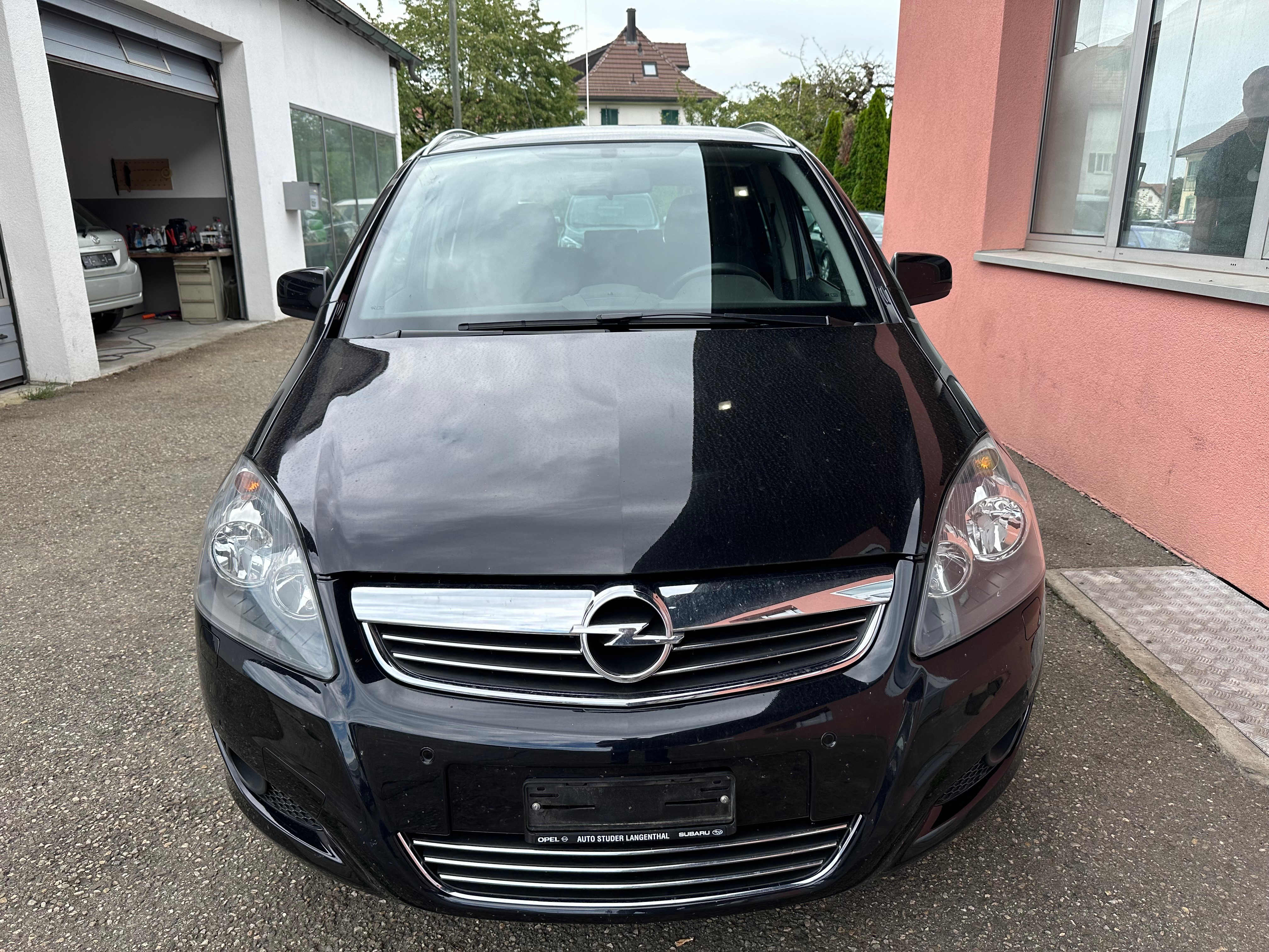 OPEL Zafira 2.2i 16V Anniversary Edition Automatic