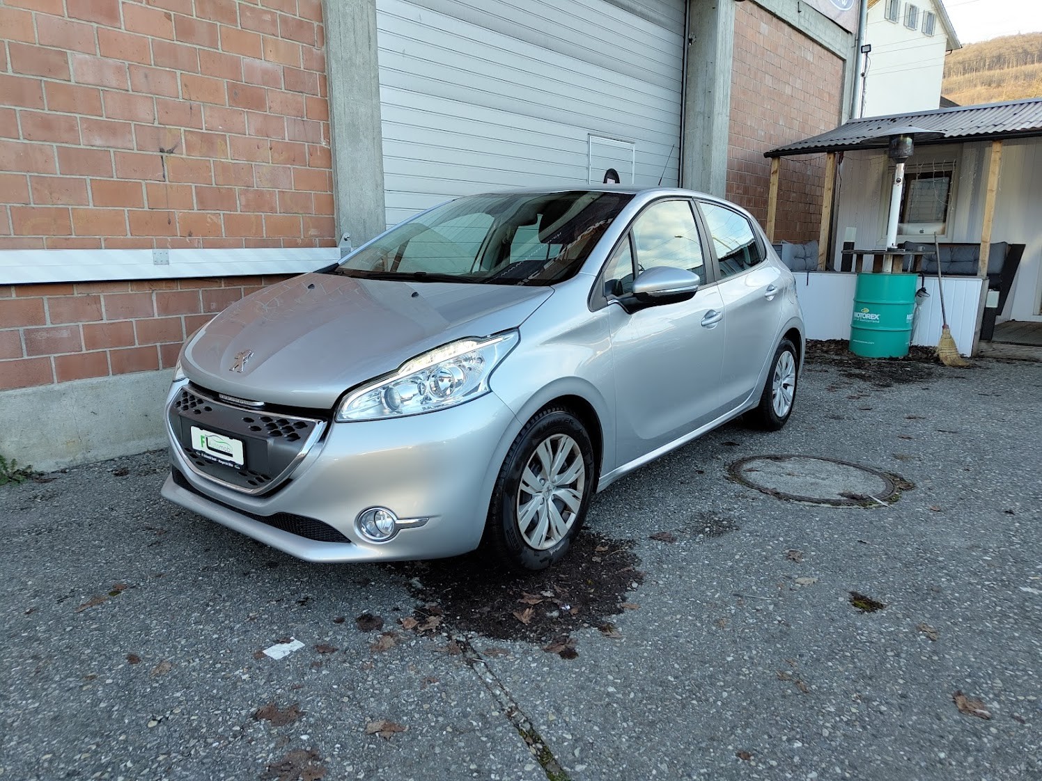 PEUGEOT 208 1.4 e-HDi Active EGS5