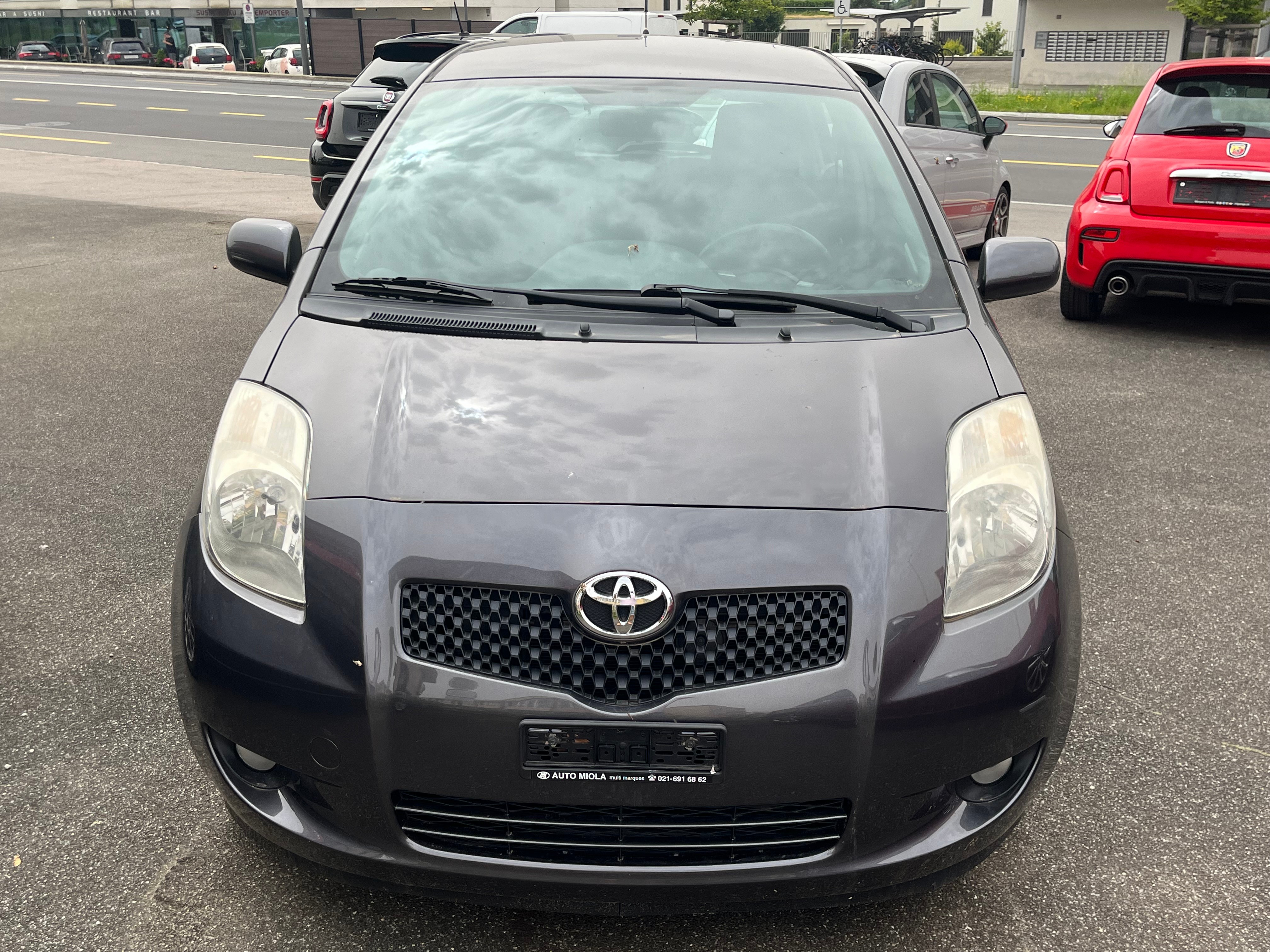 TOYOTA Yaris 1.3 Linea Luna