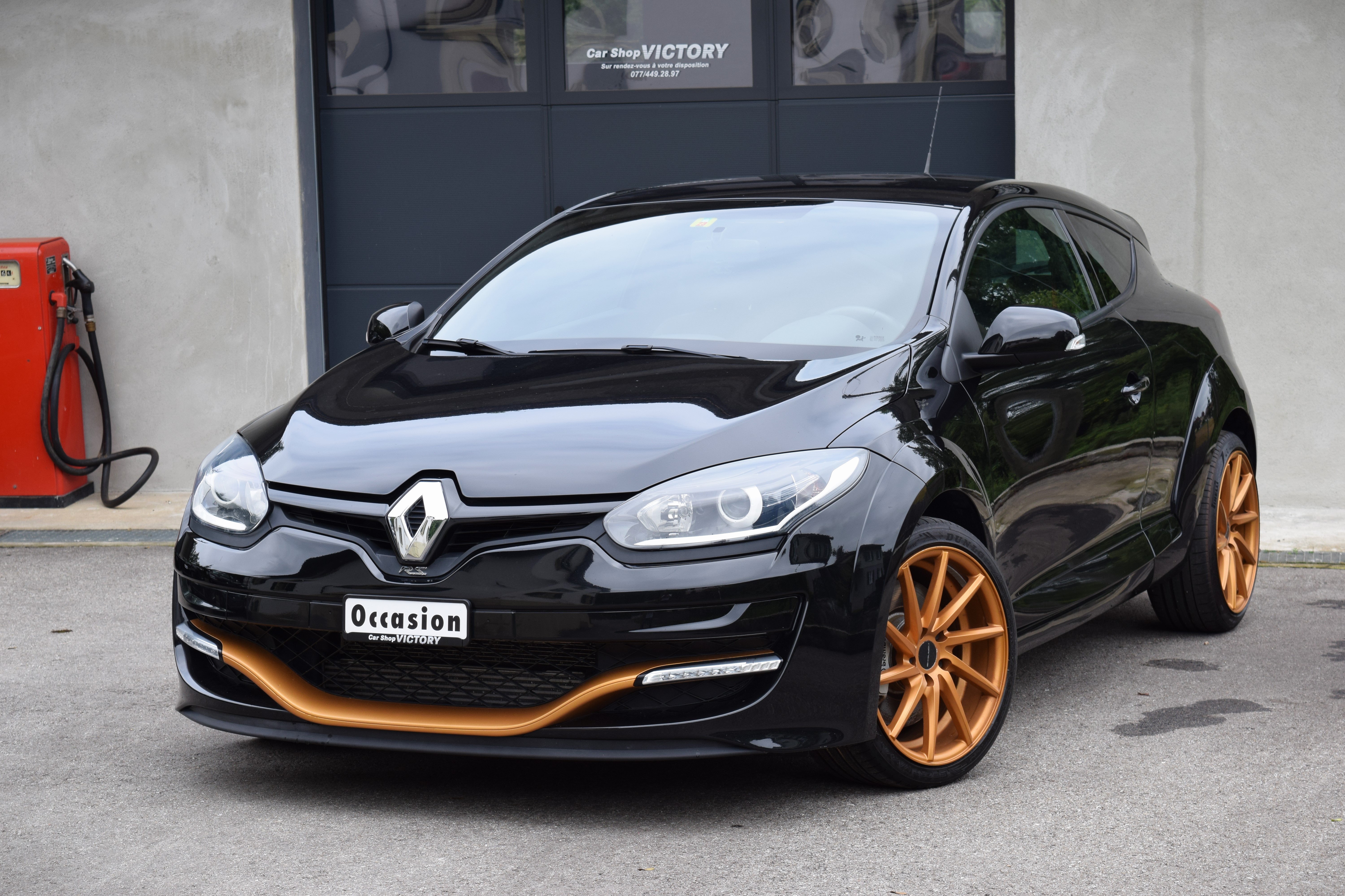 RENAULT Mégane Coupé 2.0 16V Turbo Red Bull Racing