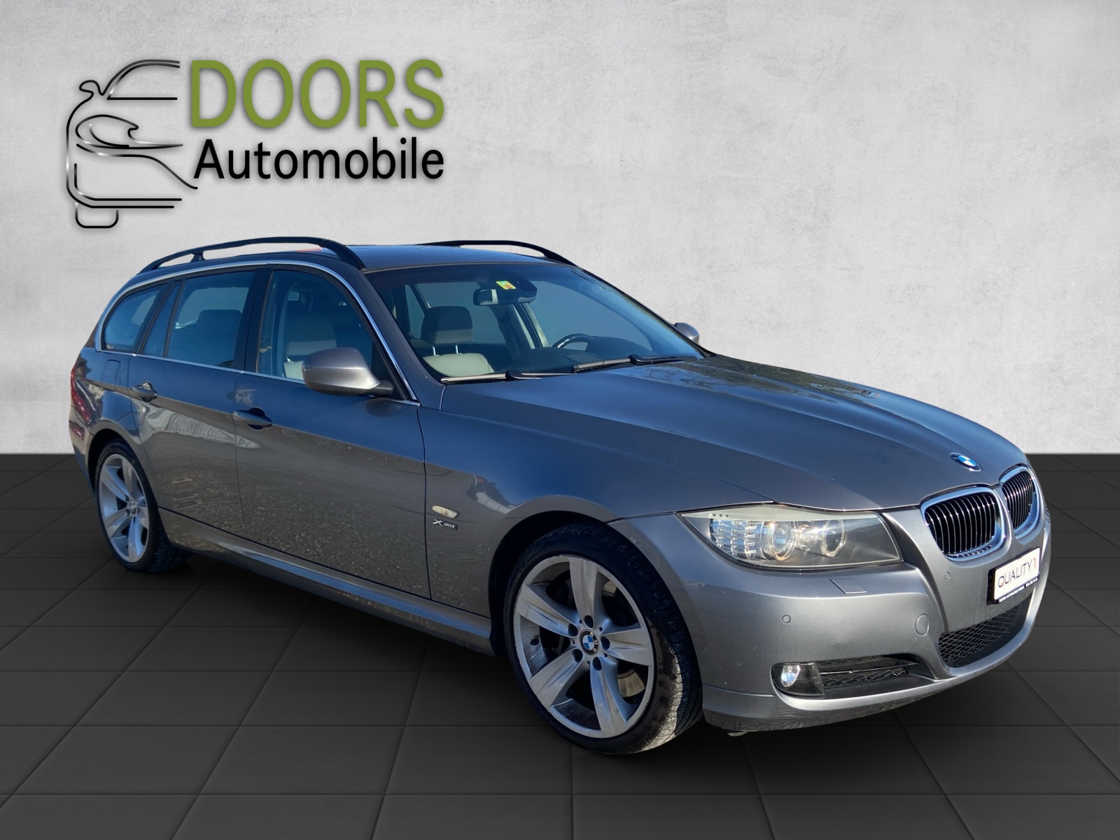 BMW 330i xDrive Touring Steptronic