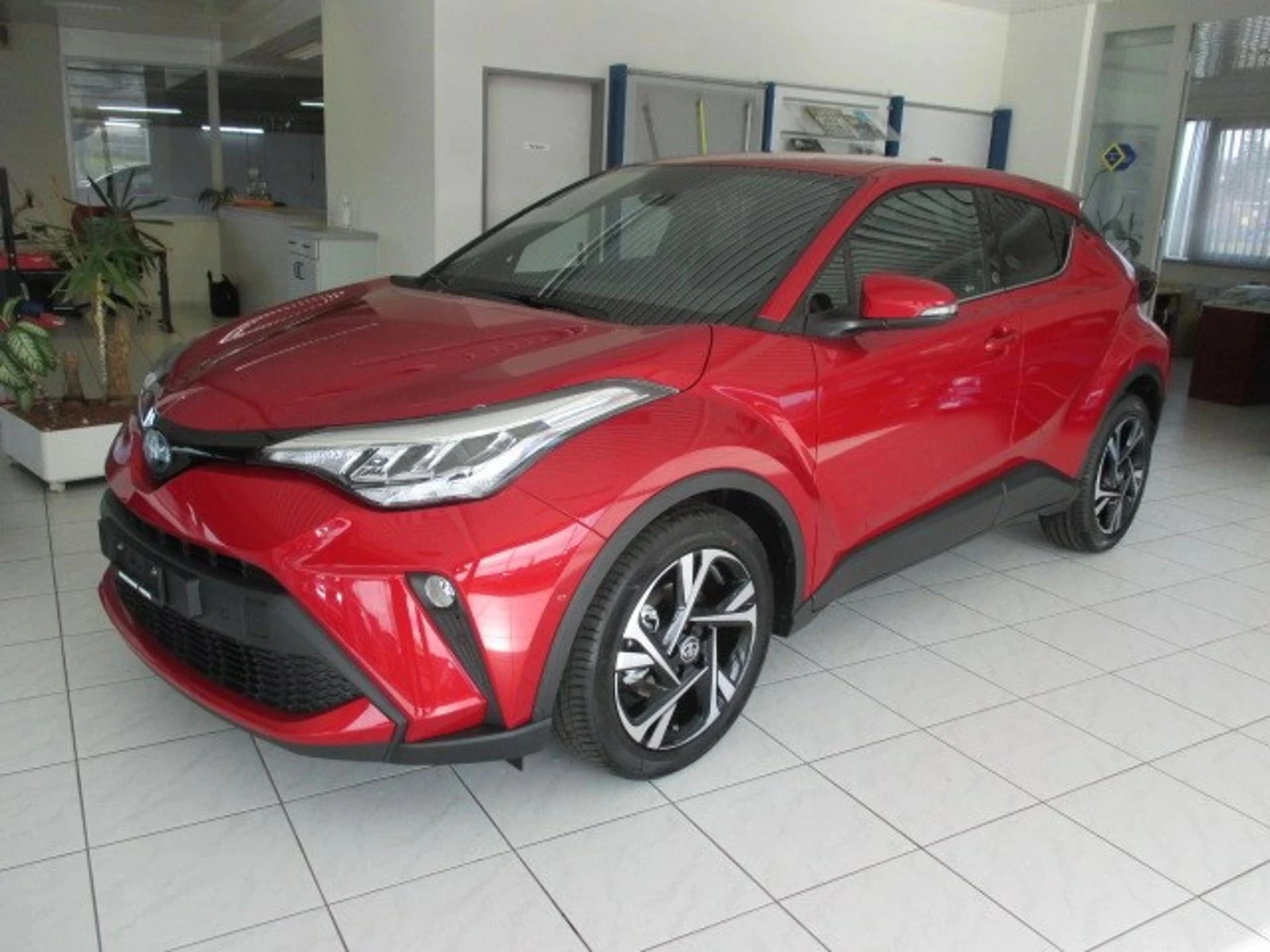 TOYOTA C-HR 1.8 HSD CVT Trend