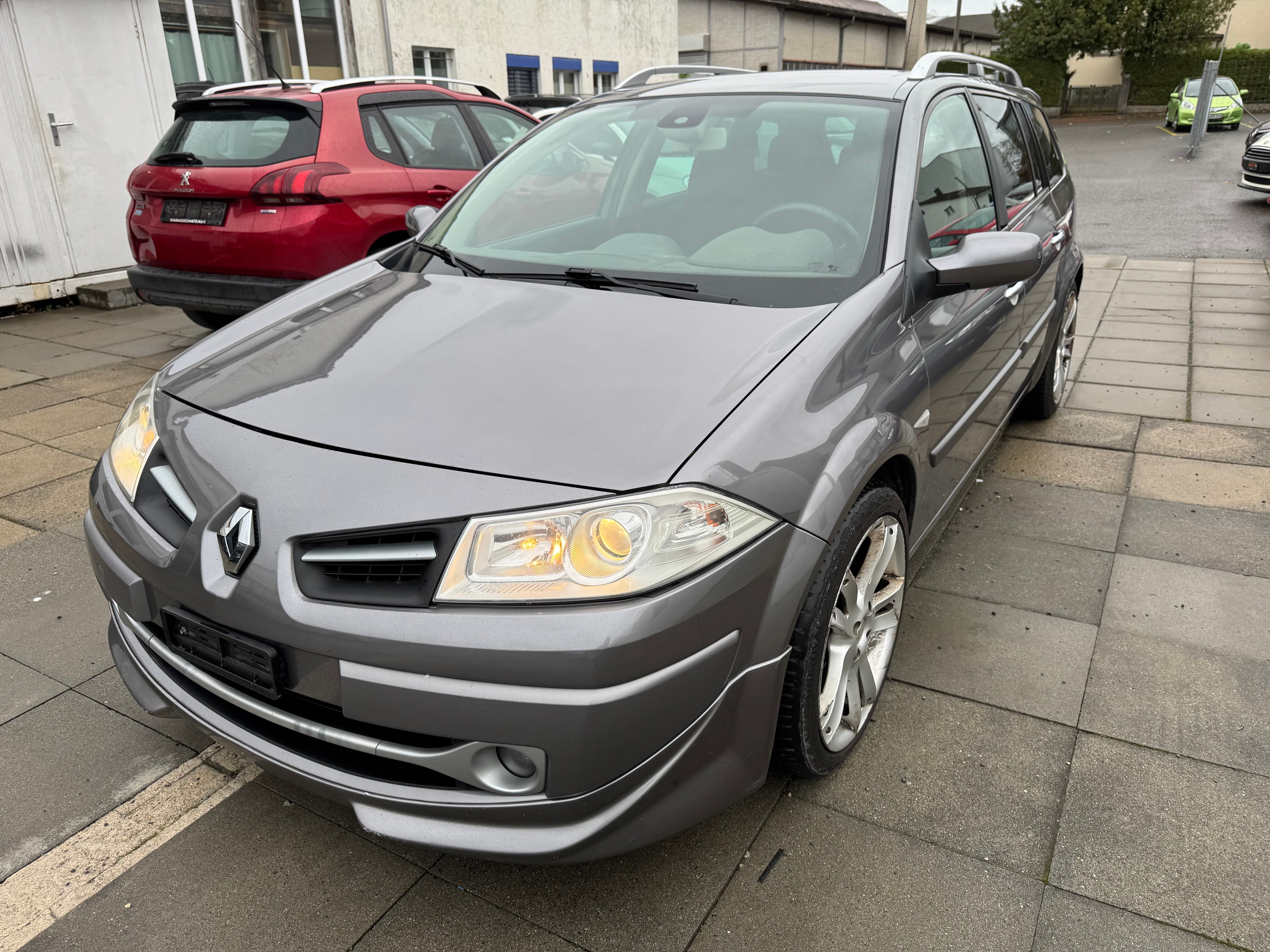 RENAULT Mégane Break 2.0 16V Business Automatic