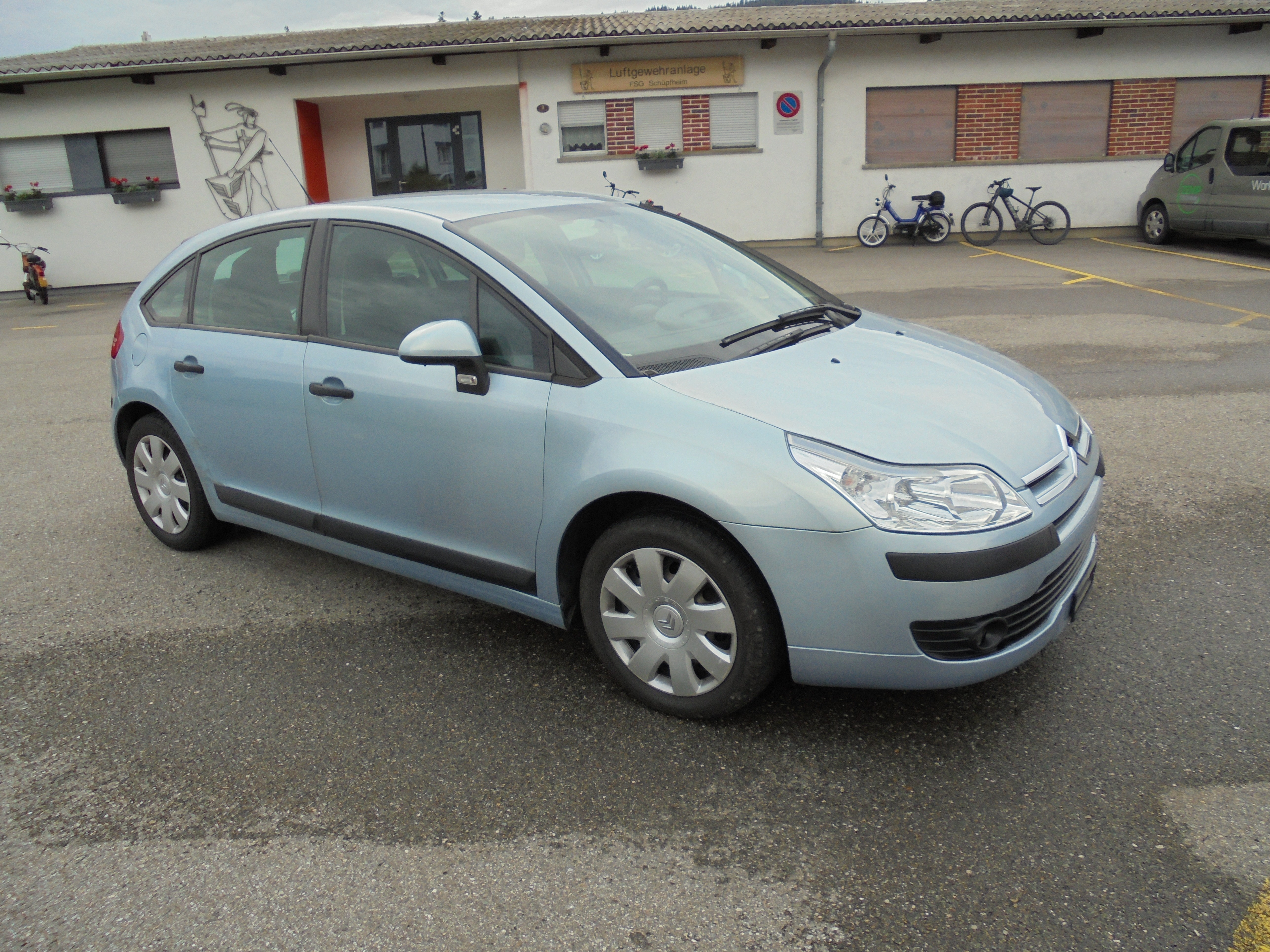 CITROEN C4 Berline 1.6i 16V SX