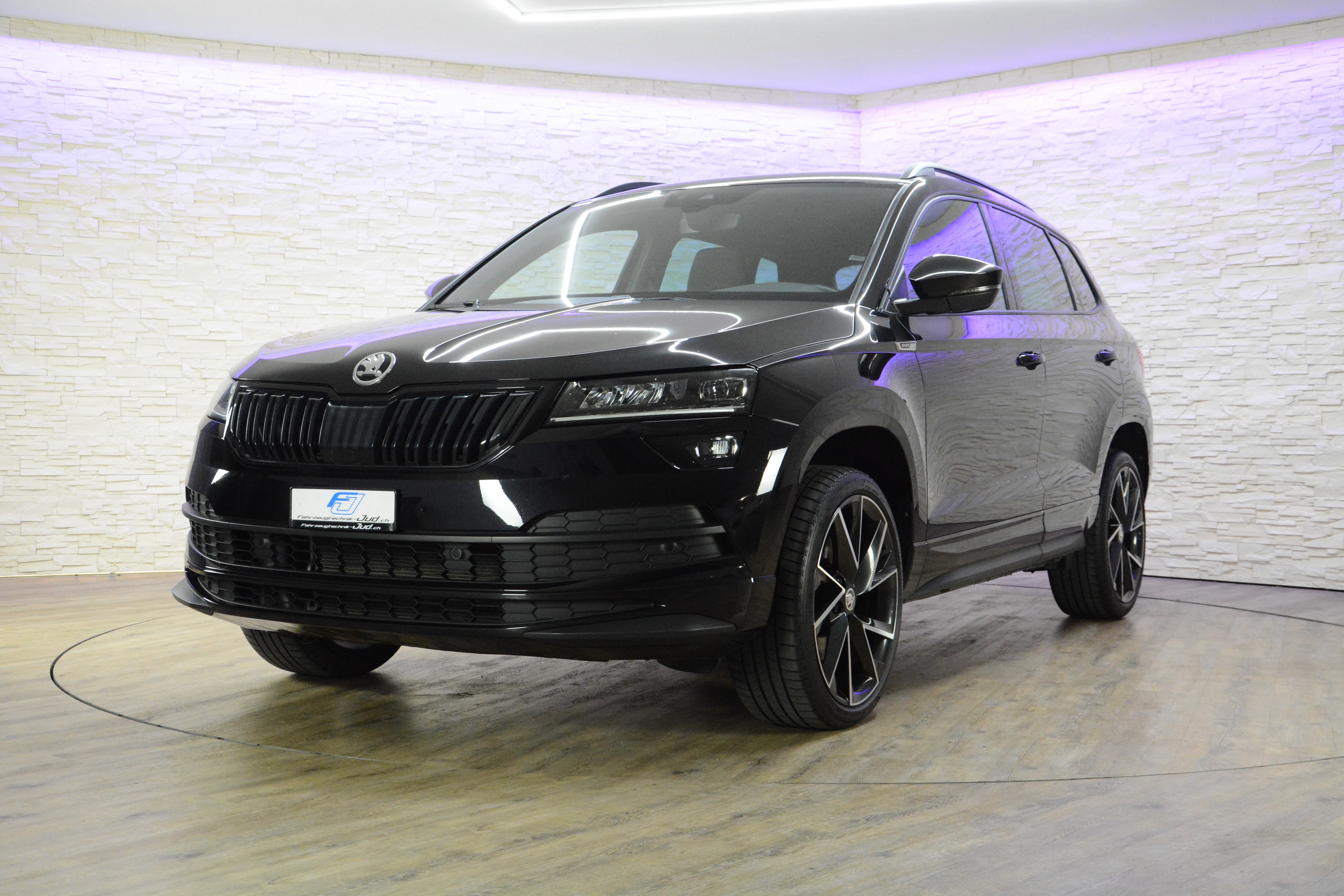 SKODA Karoq 1.5 TSI SportLine DSG