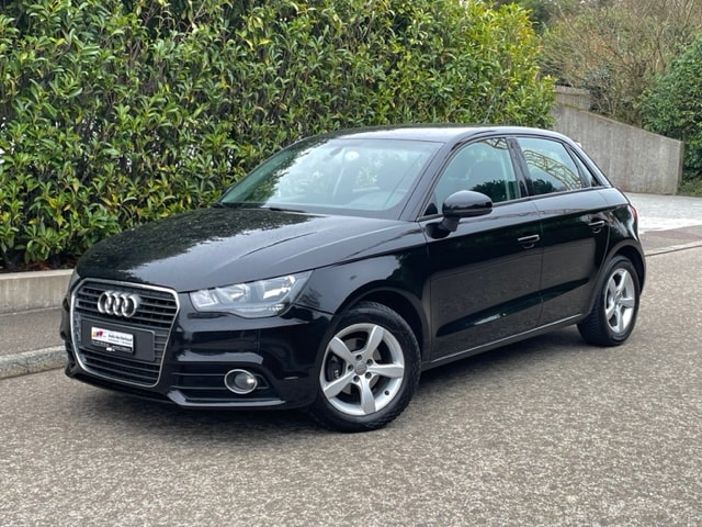 AUDI A1 Sportback 1.6 TDI Attraction Automat