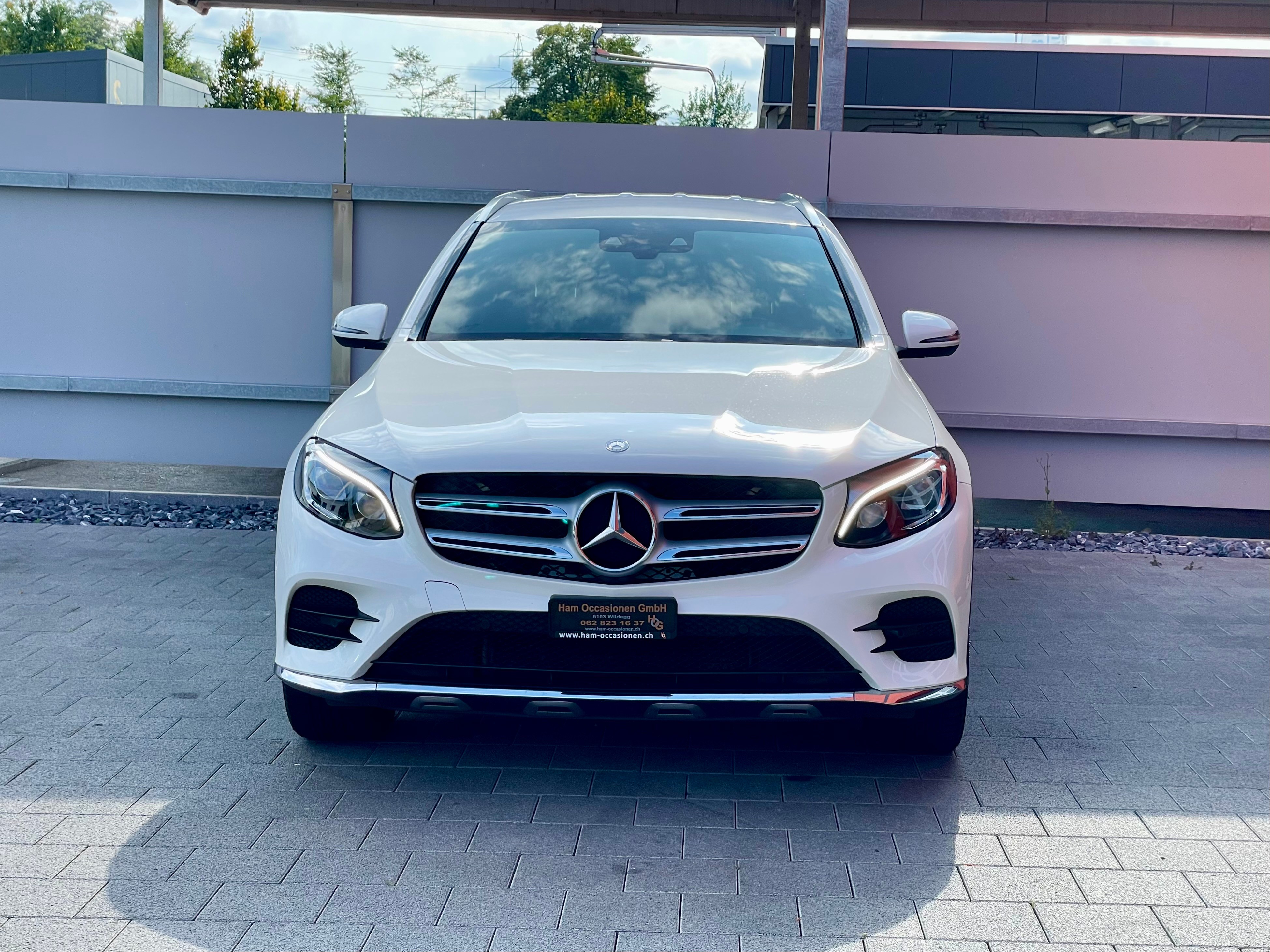 MERCEDES-BENZ GLC 250 AMG Line 4Matic 9G-Tronic