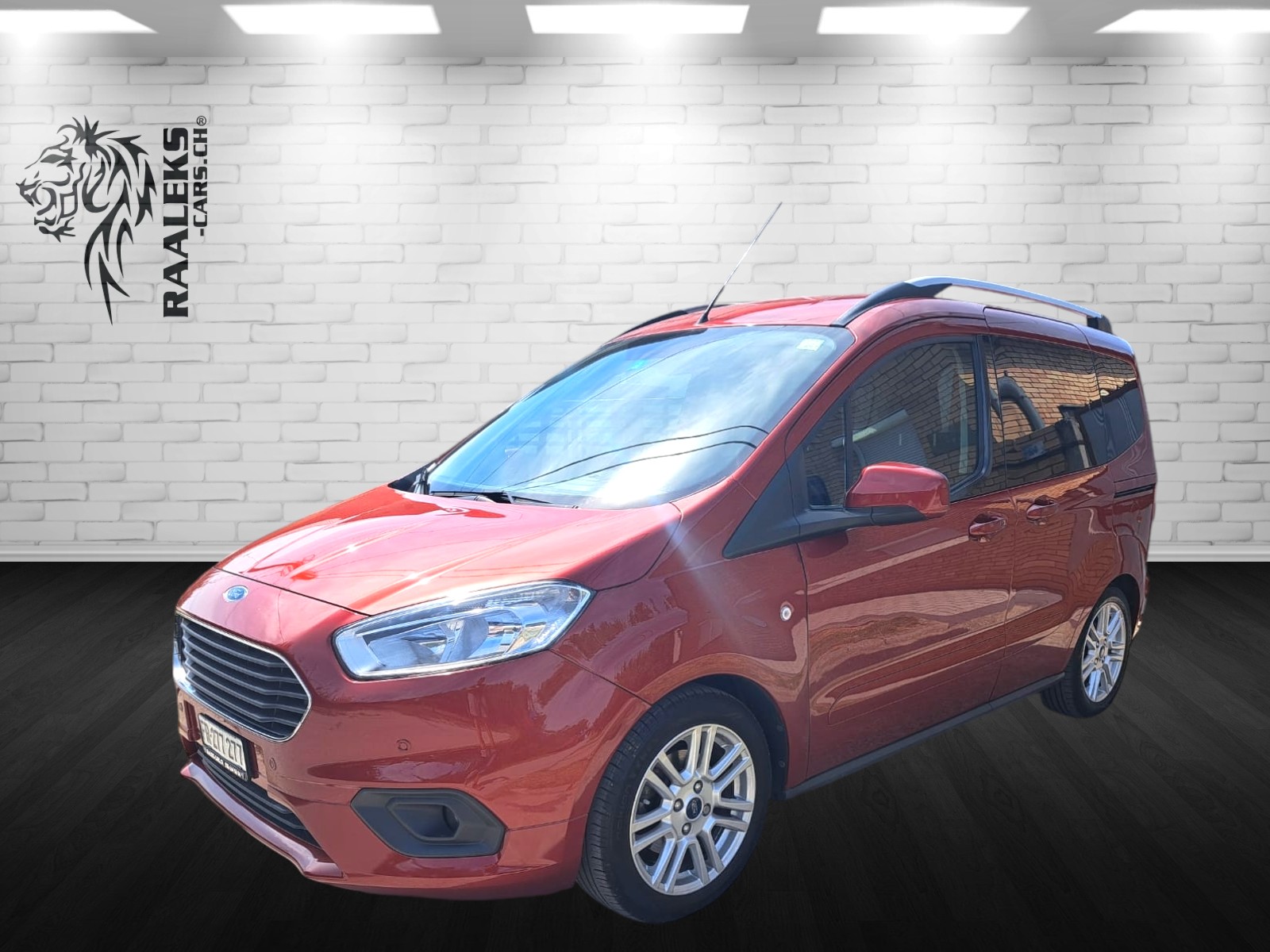 FORD Tourneo Courier 1.0 SCTi Titanium