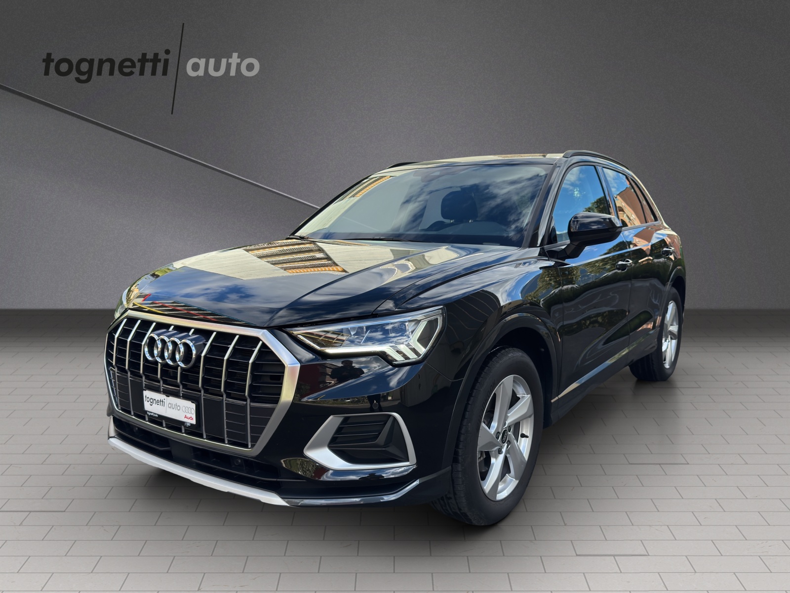 AUDI Q3 35 TFSI advanced Attraction S-tronic