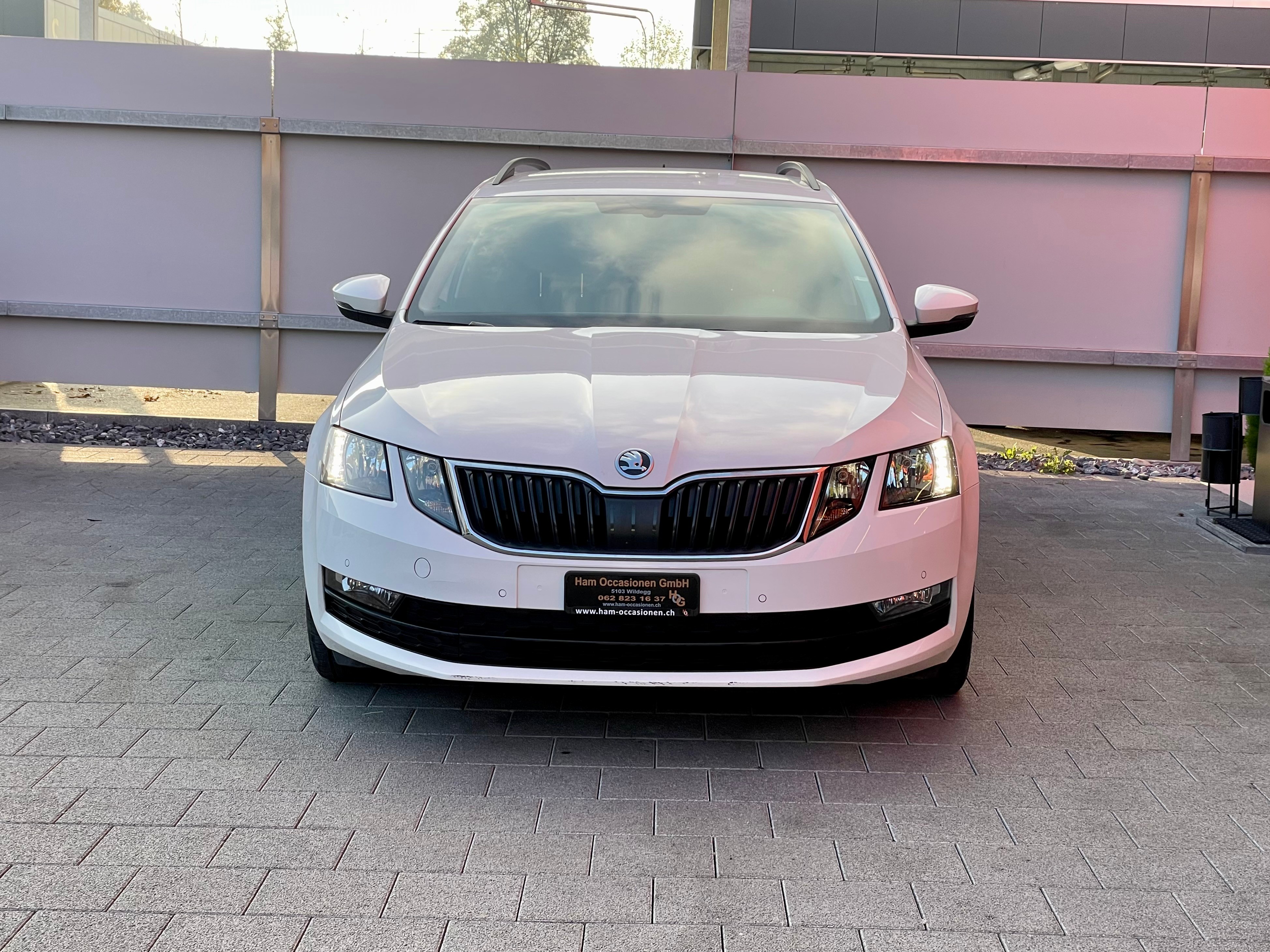 SKODA Octavia Combi 1.6 TDI Ambition DSG