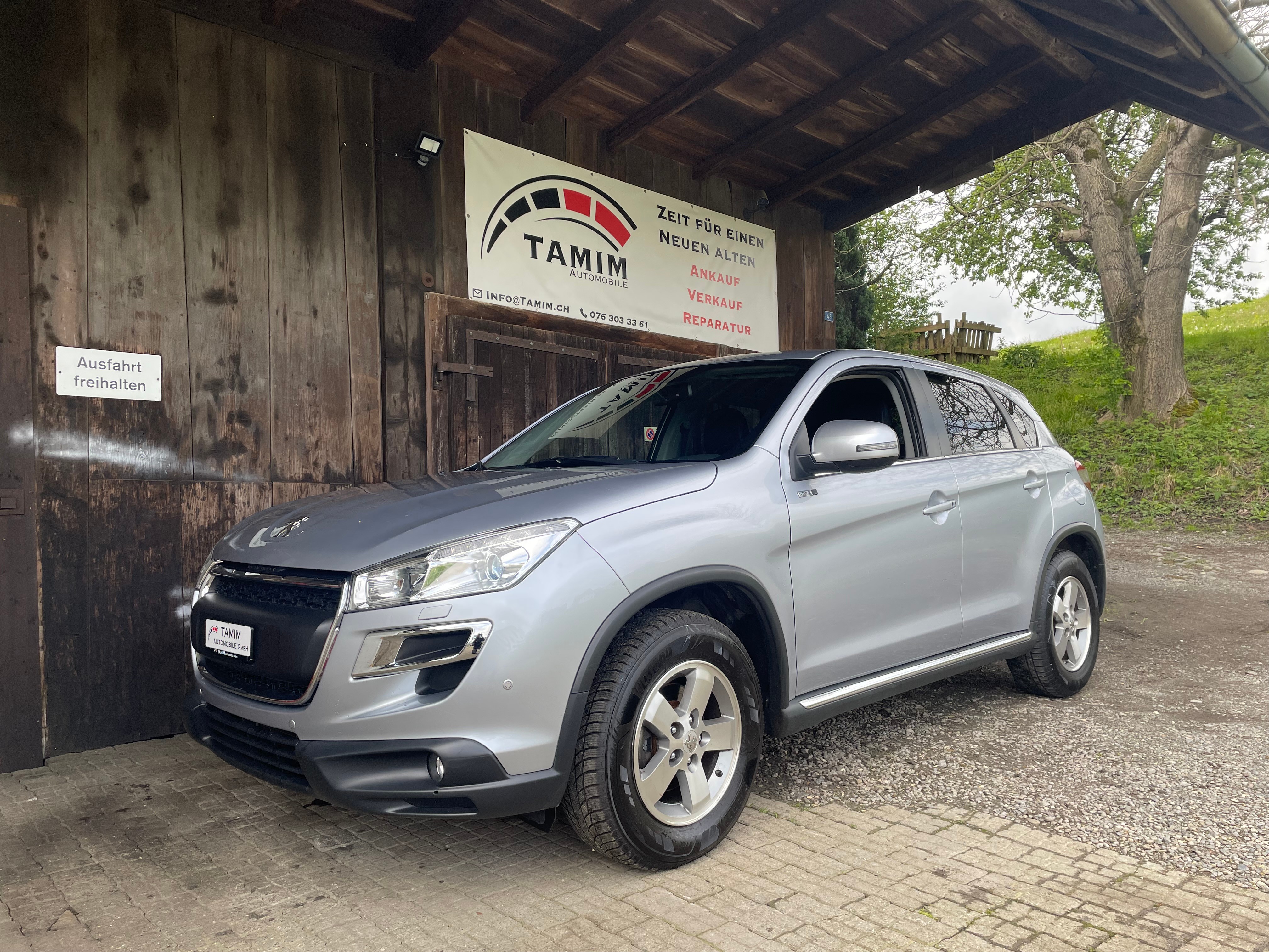 PEUGEOT 4008 1.8 HDi Allure 4WD