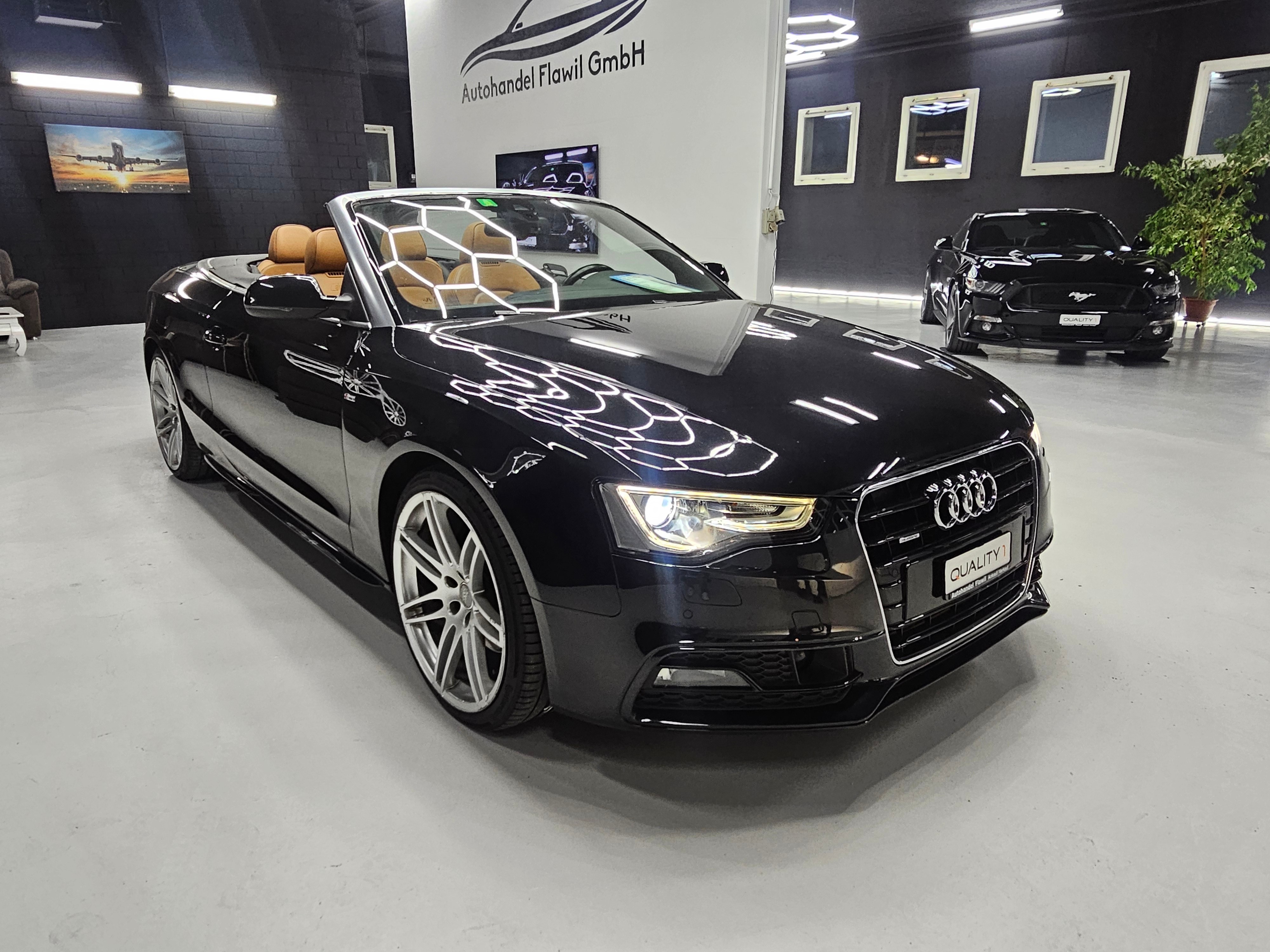 AUDI A5 Cabriolet 3.0 TDI quattro S-tronic S Line