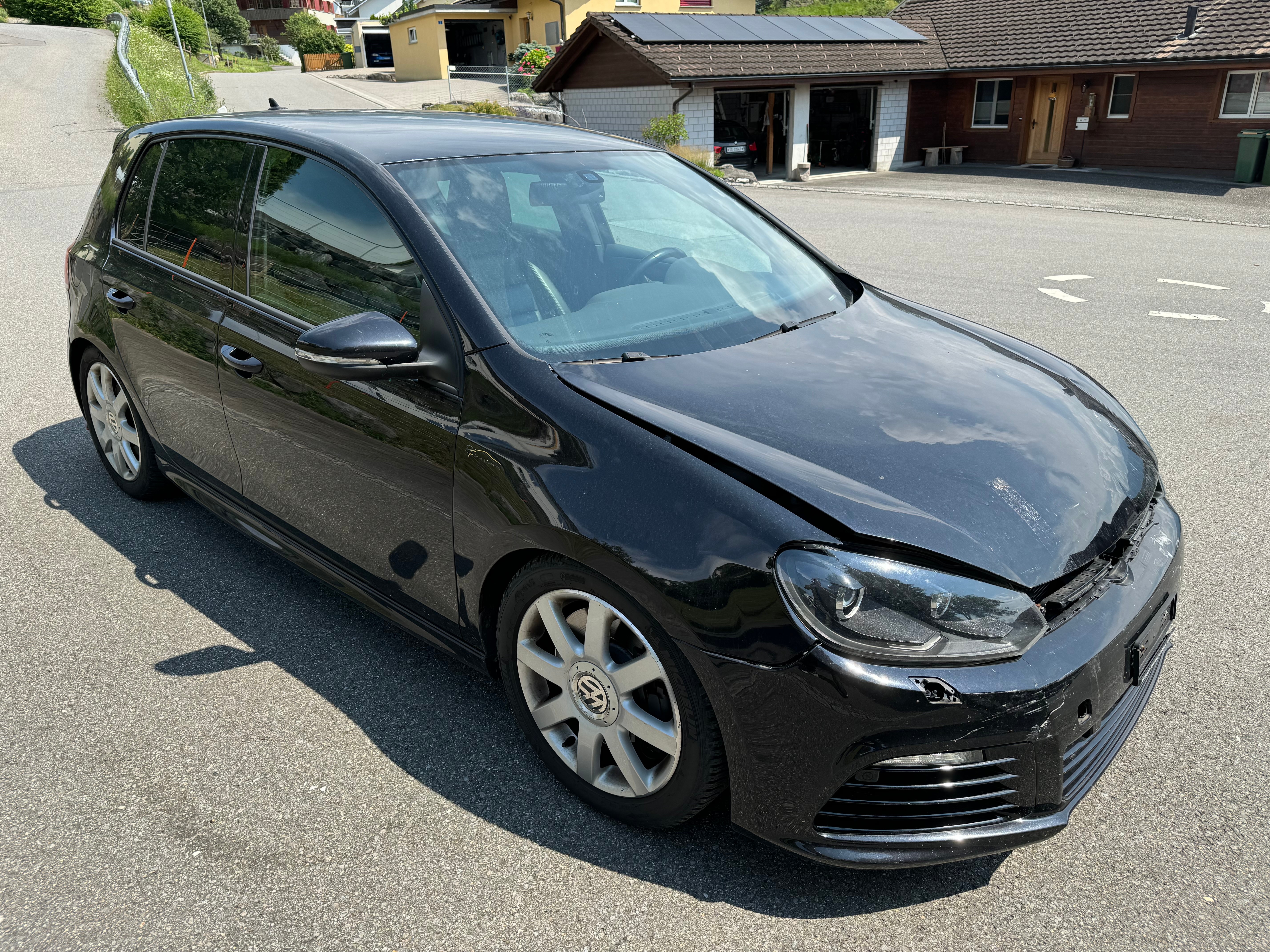 VW Golf 2.0 TSI R 4Motion