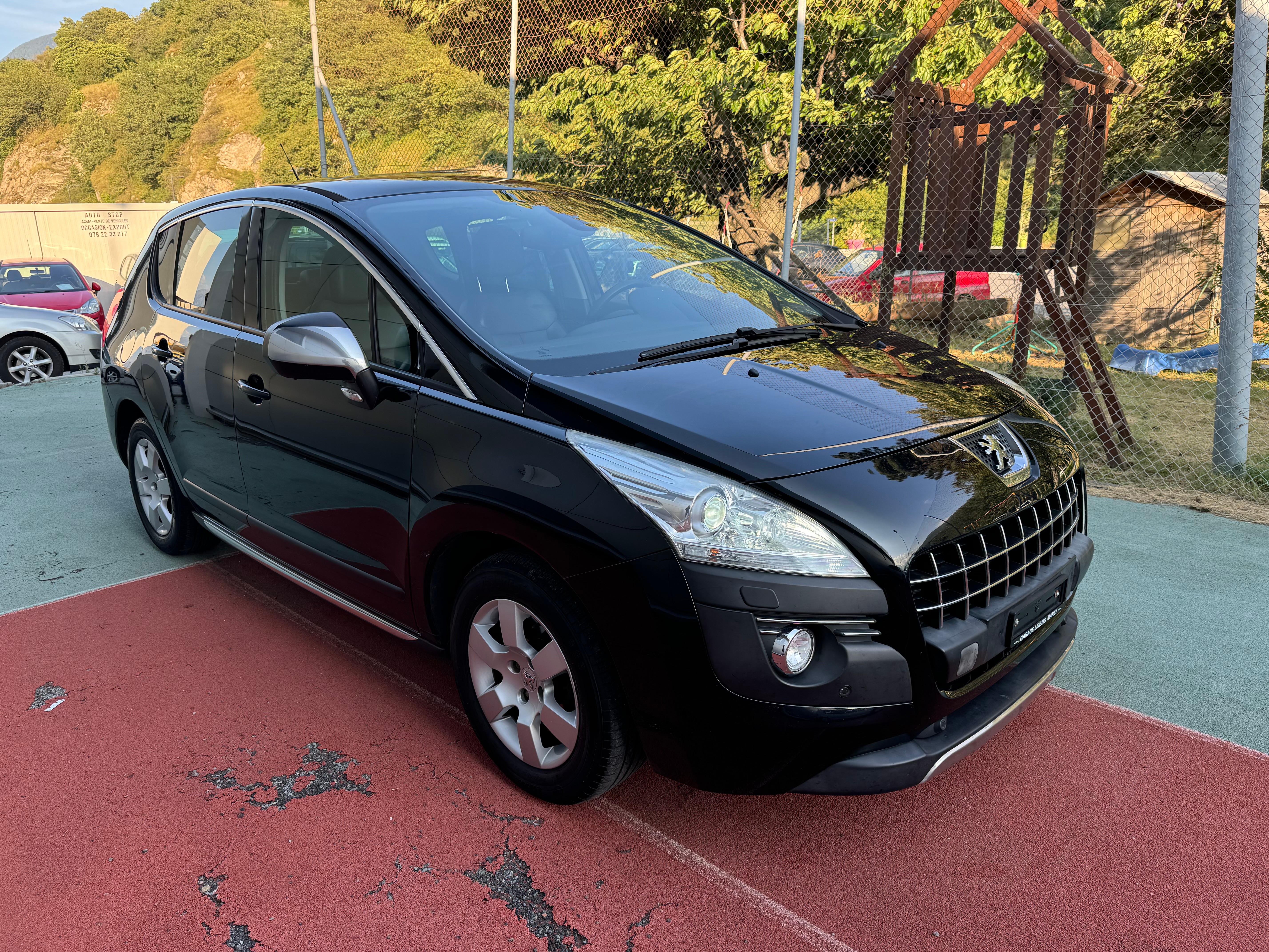 PEUGEOT 3008 1.6 16V T Sport