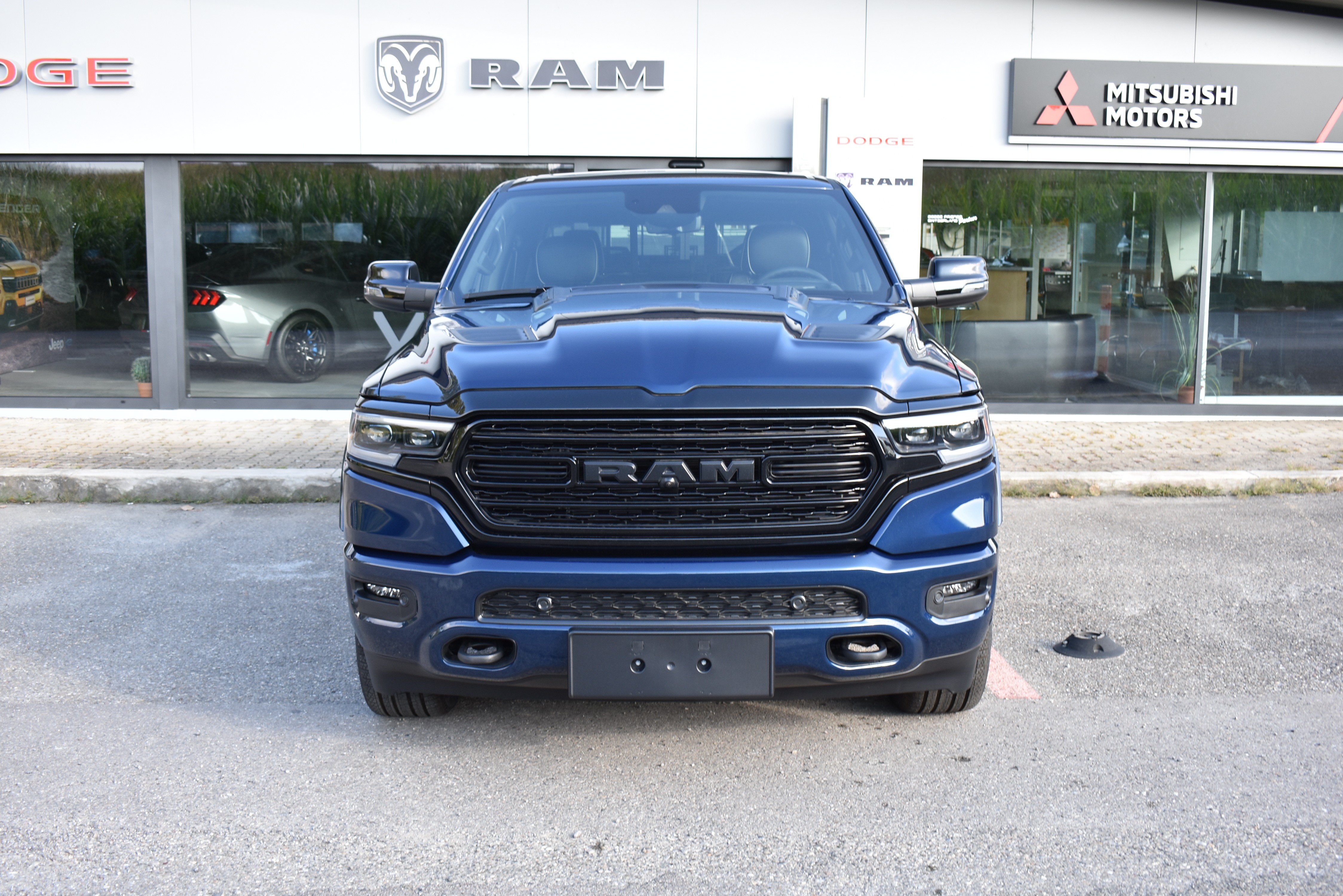 DODGE RAM 1500 Limited Night Edition