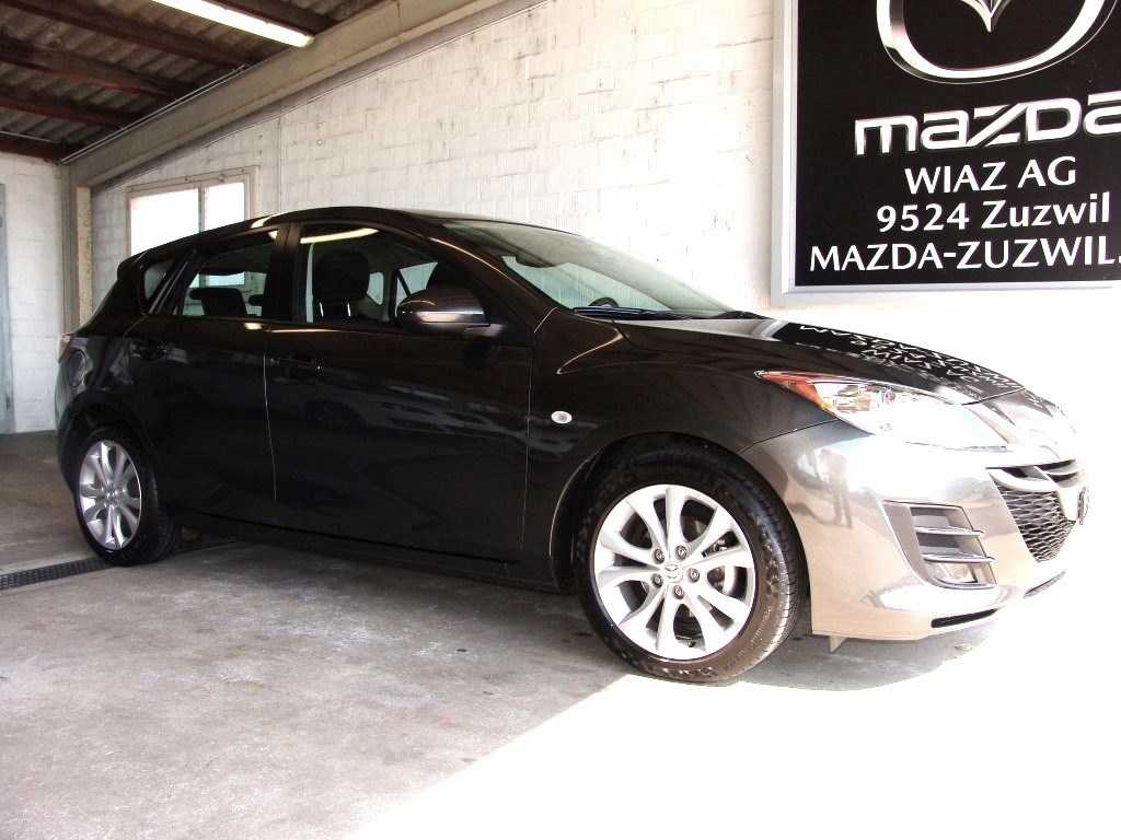 MAZDA 3 Hatchback 1.6 Exclusive plus