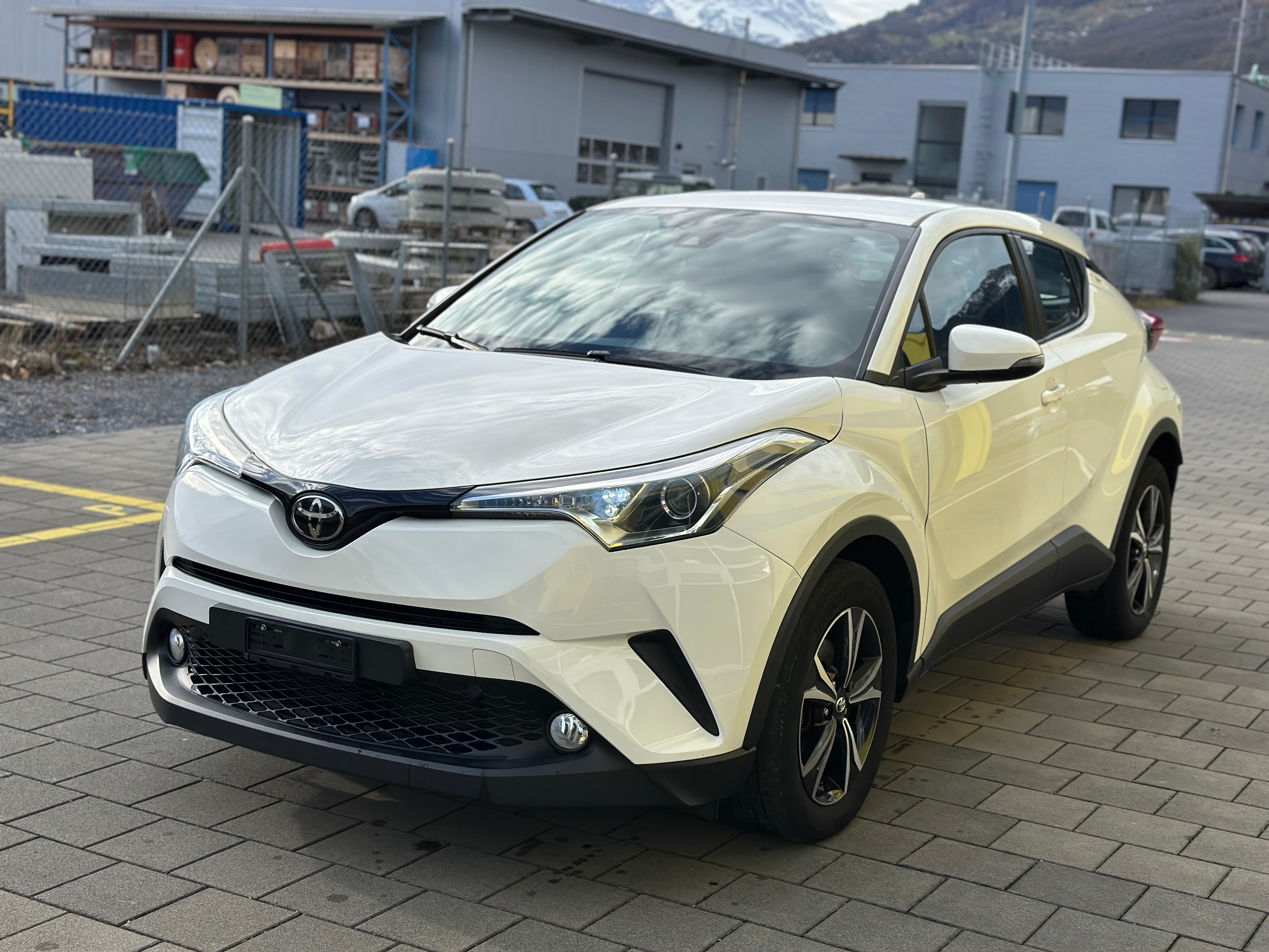 TOYOTA C-HR 1.2 Turbo Trend 4WD Multidrive S