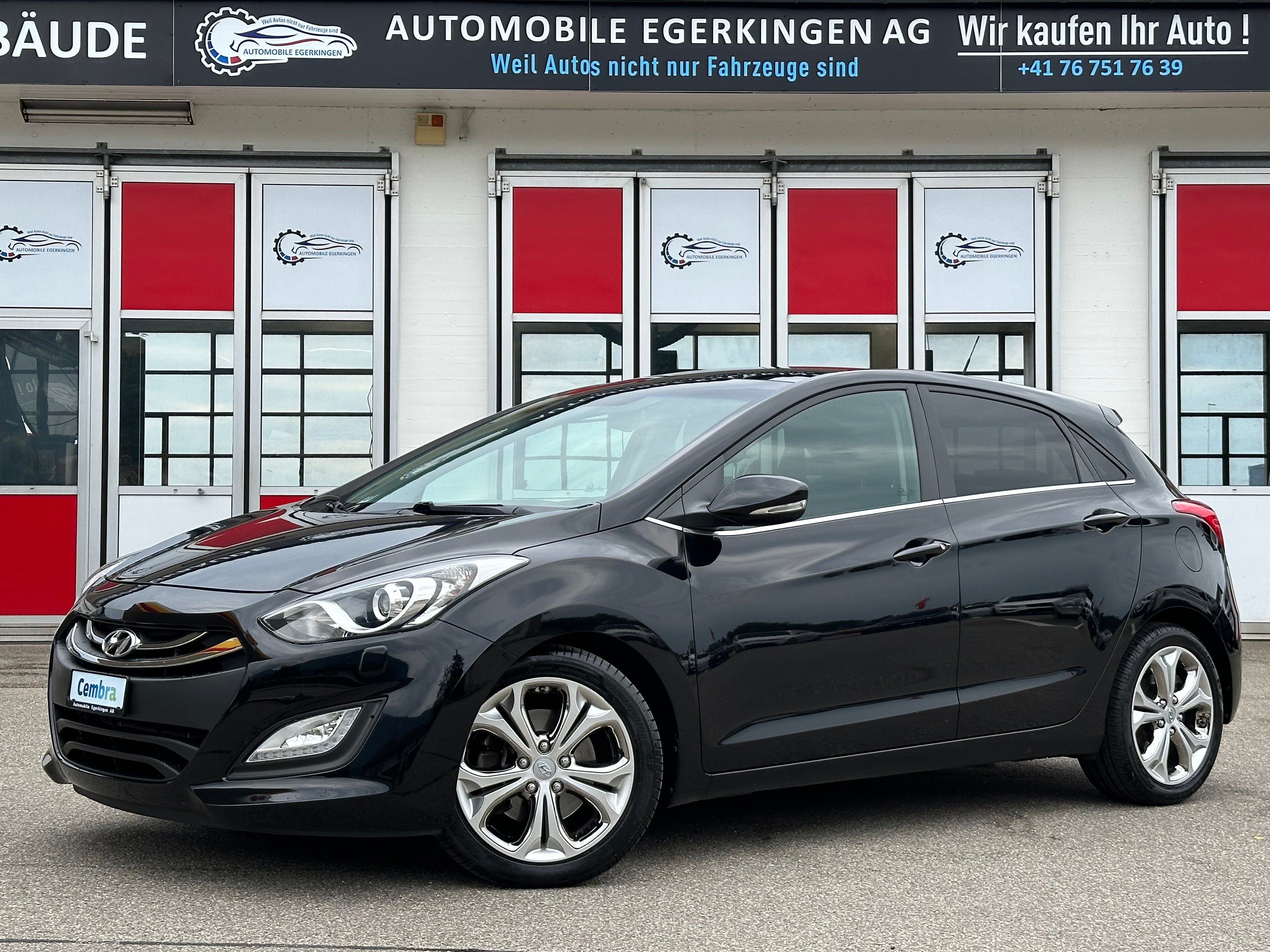 HYUNDAI i30 1.6 CRDi exxtra Plus