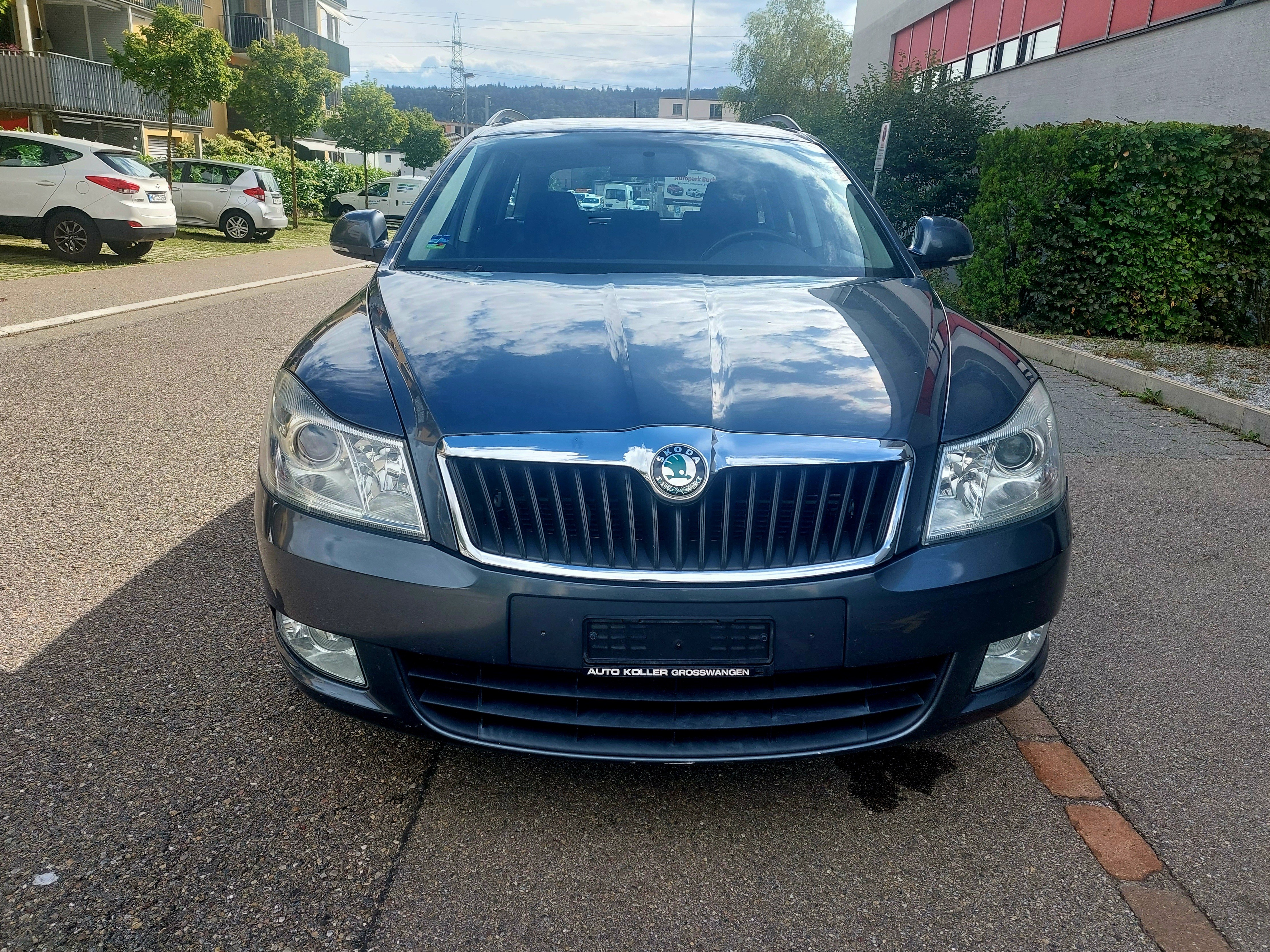 SKODA Octavia Combi 1.8 TSI Ambition 4x4