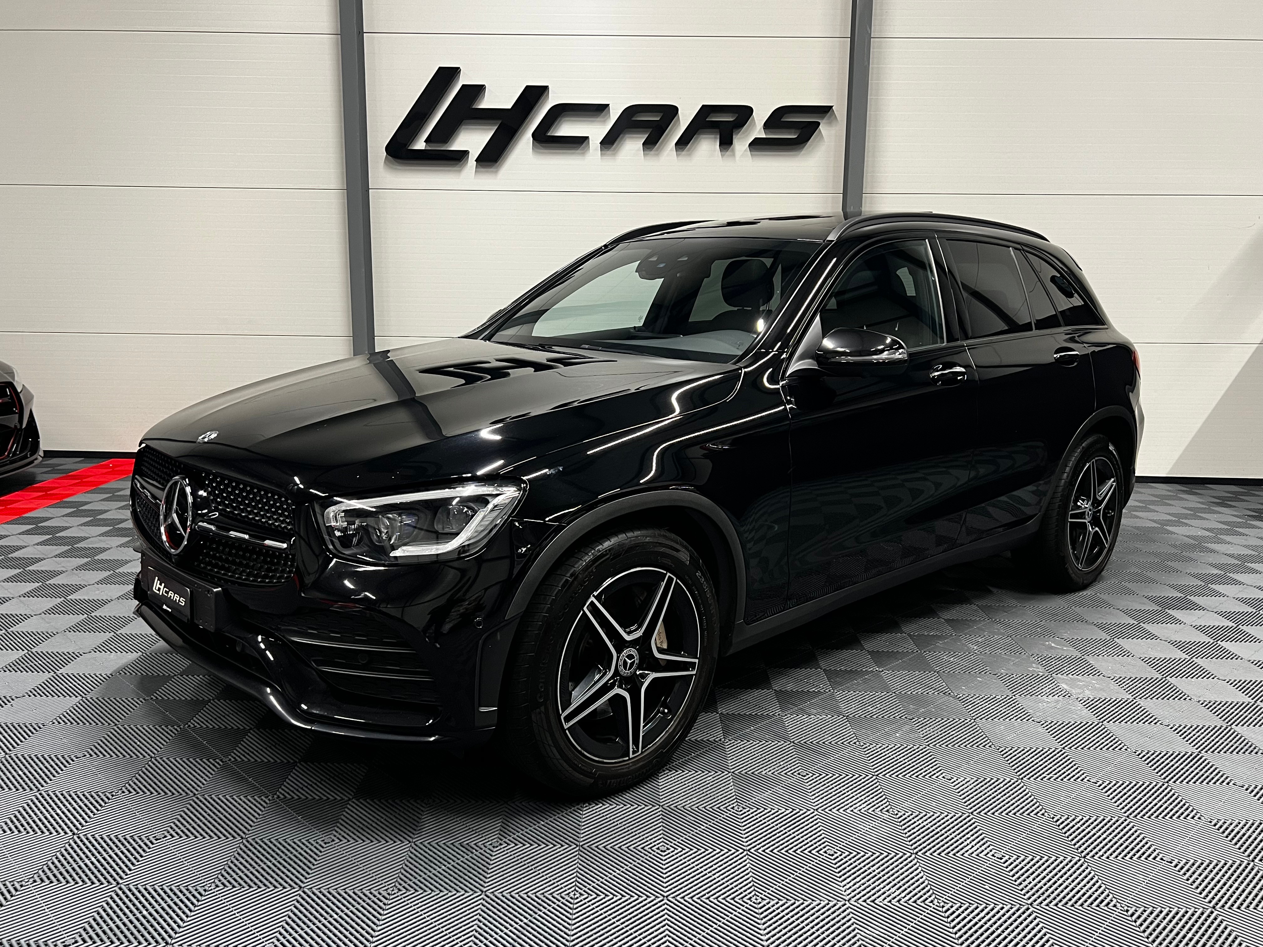 MERCEDES-BENZ GLC 300 d AMG Line 4Matic