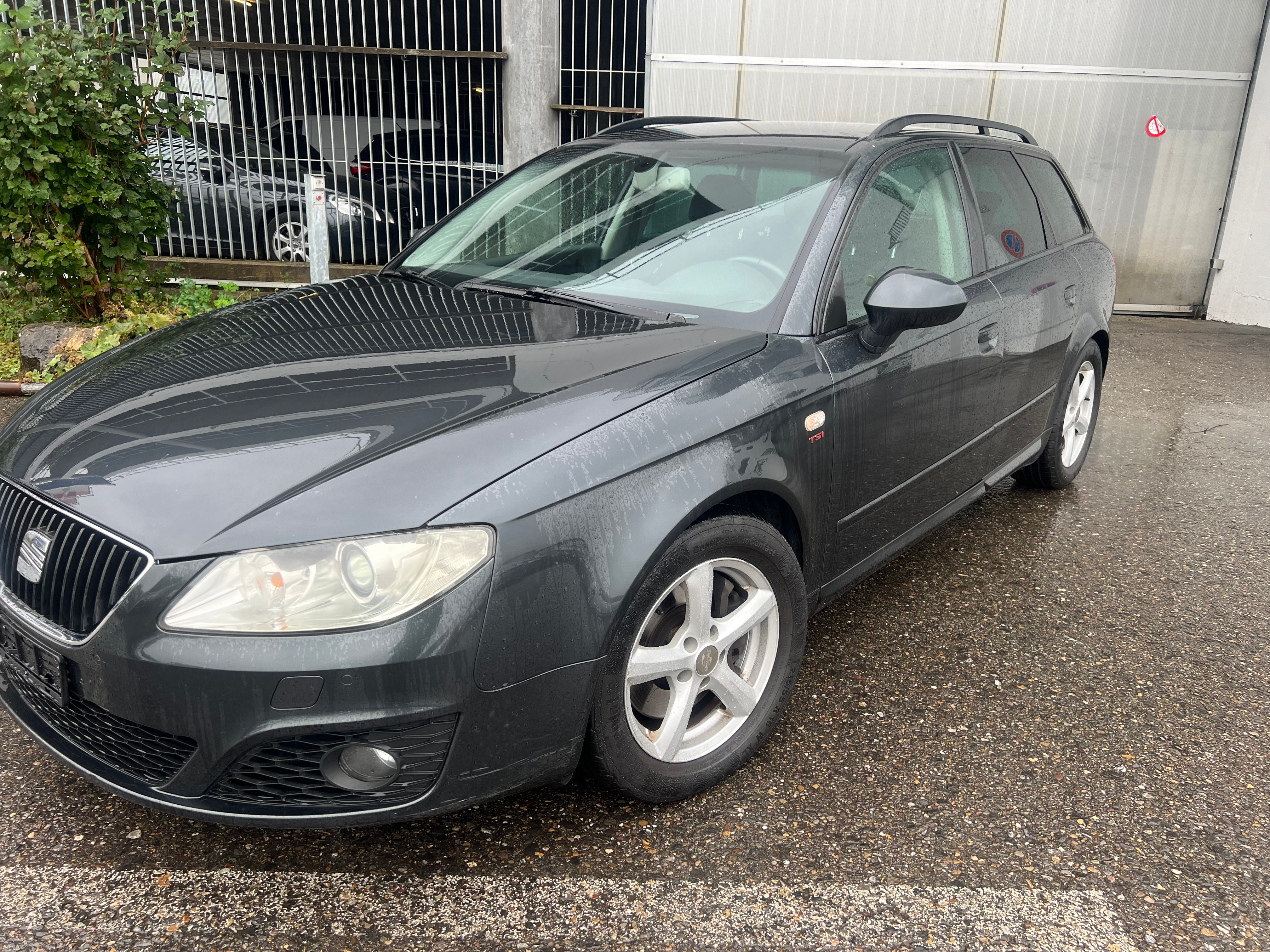 SEAT Exeo ST 2.0 TSI Style multitronic