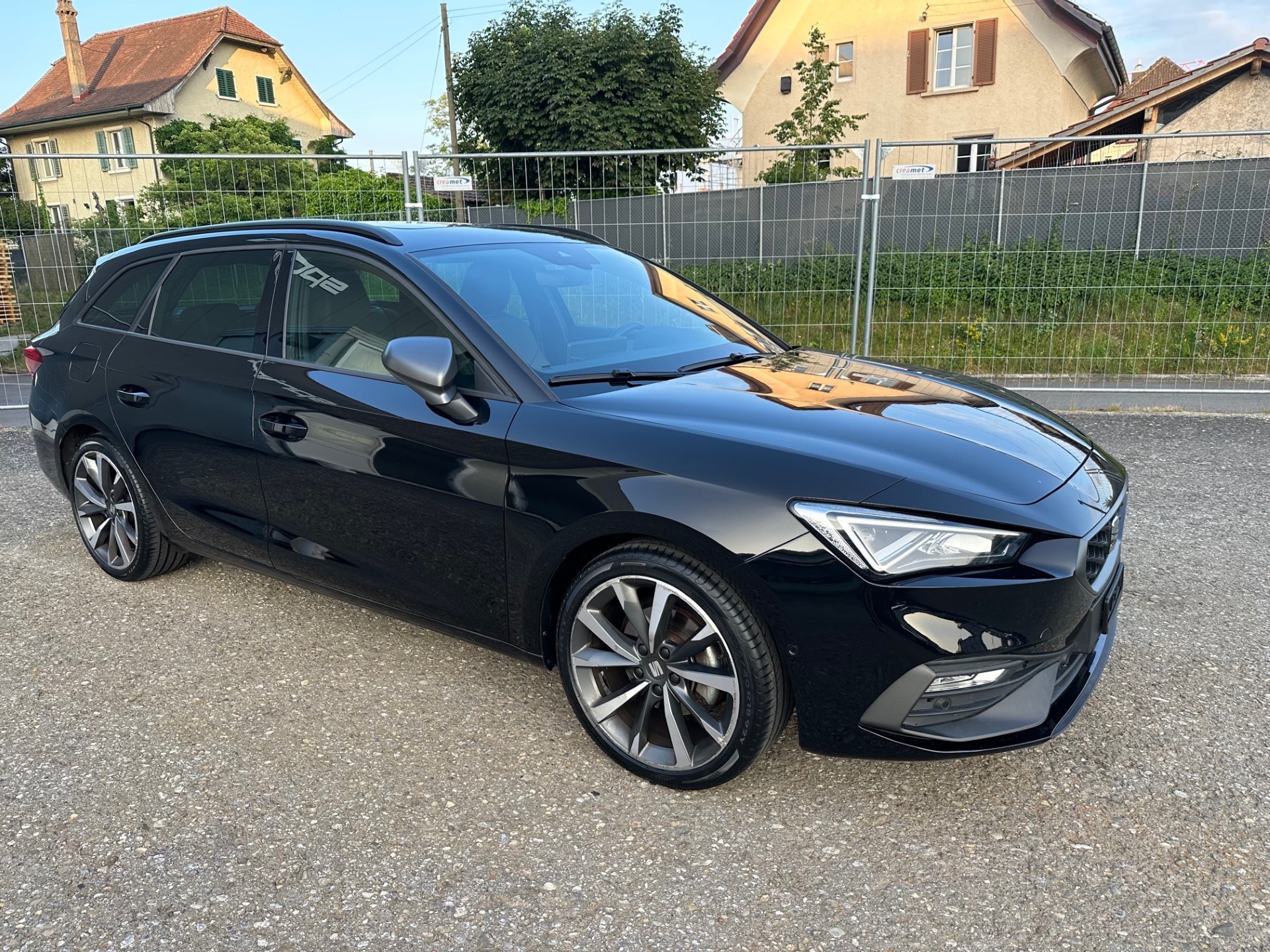 SEAT Leon ST 1.5 eTSI mHEV DSG FR