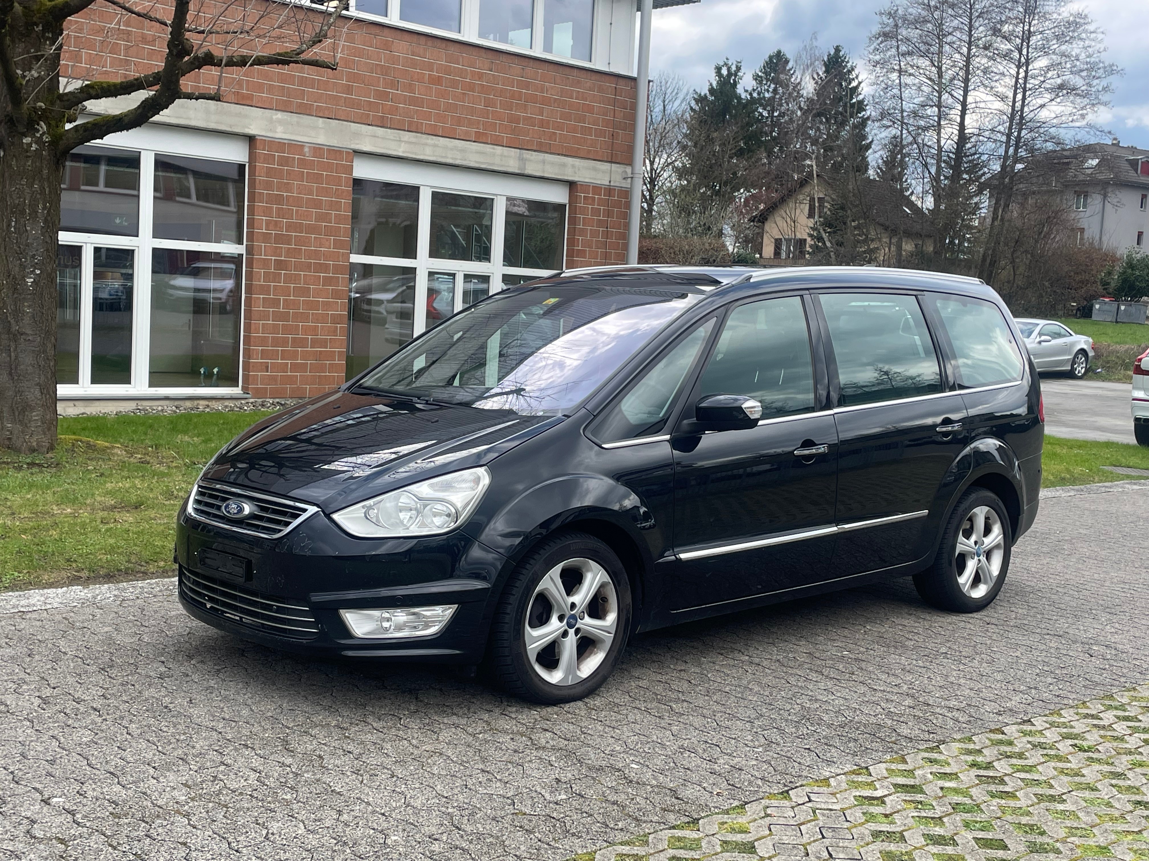 FORD 2.0 Diesel 7 Plätze Automat