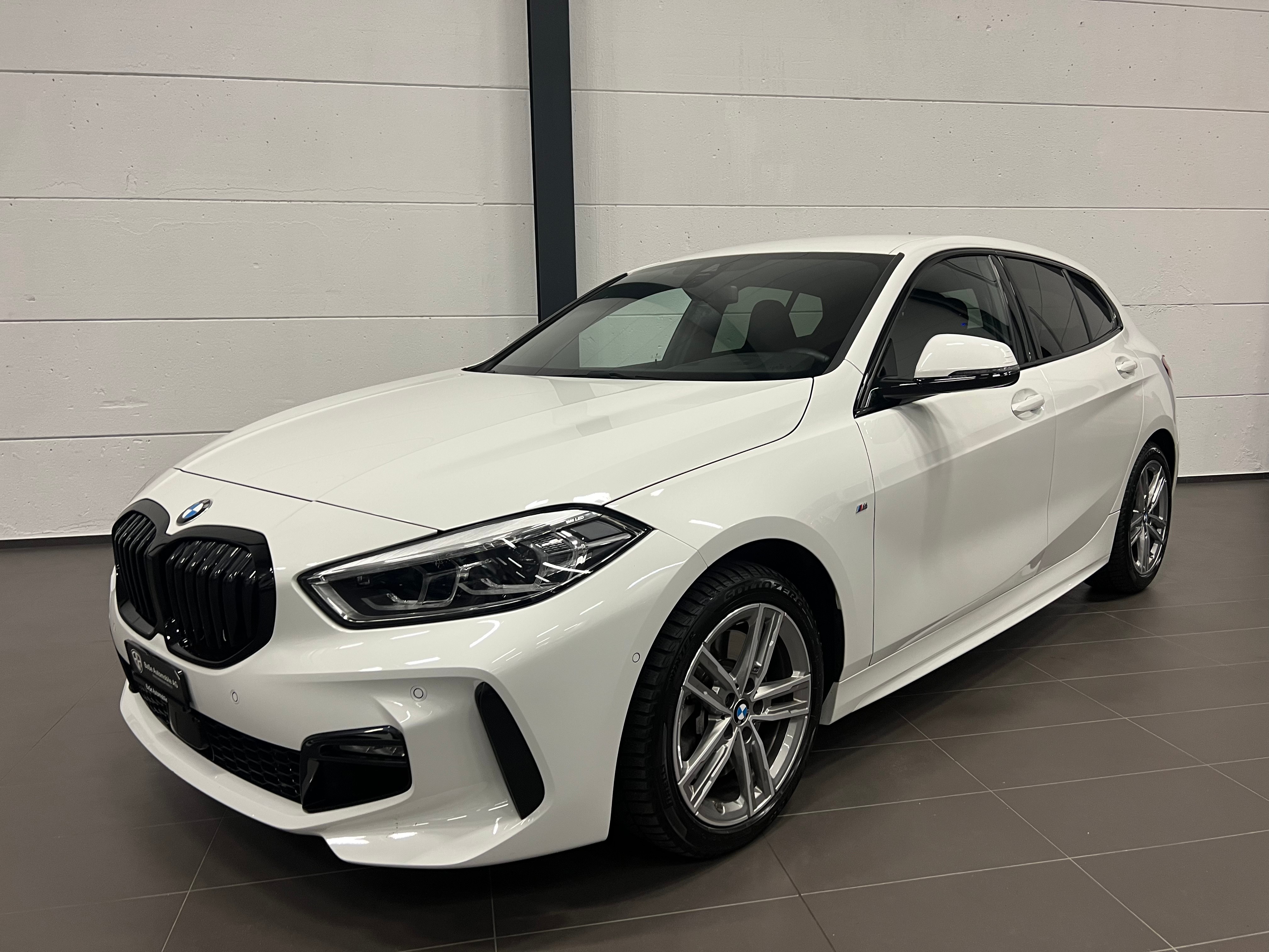 BMW 120d xDrive Steptronic Pure M Sport