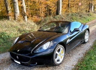 FERRARI California 4.3 V8