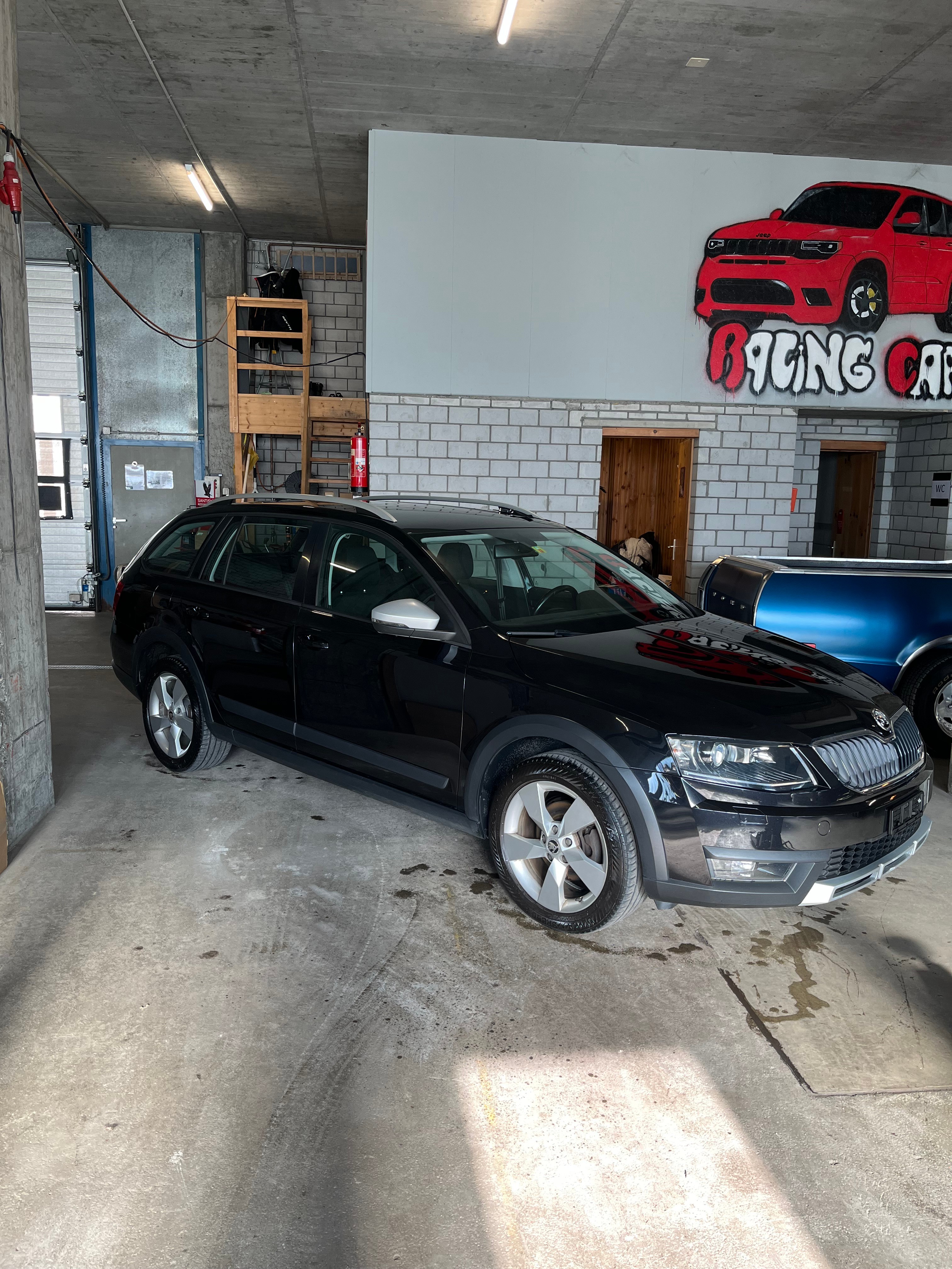 SKODA Octavia Combi 2.0 TDI Scout 4x4