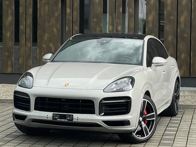 PORSCHE CAYENNE Coupé GTS