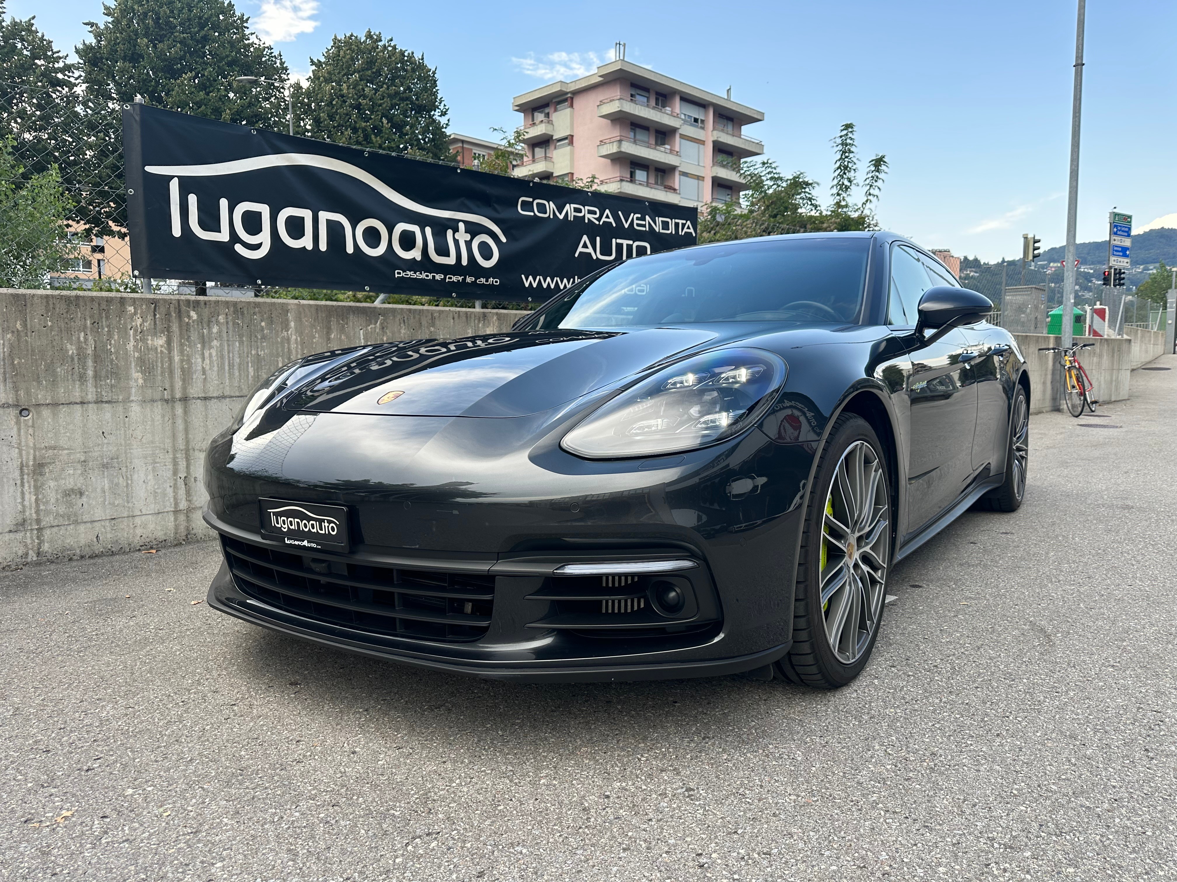 PORSCHE Panamera 4 E-Hybrid Sport Turismo PDK