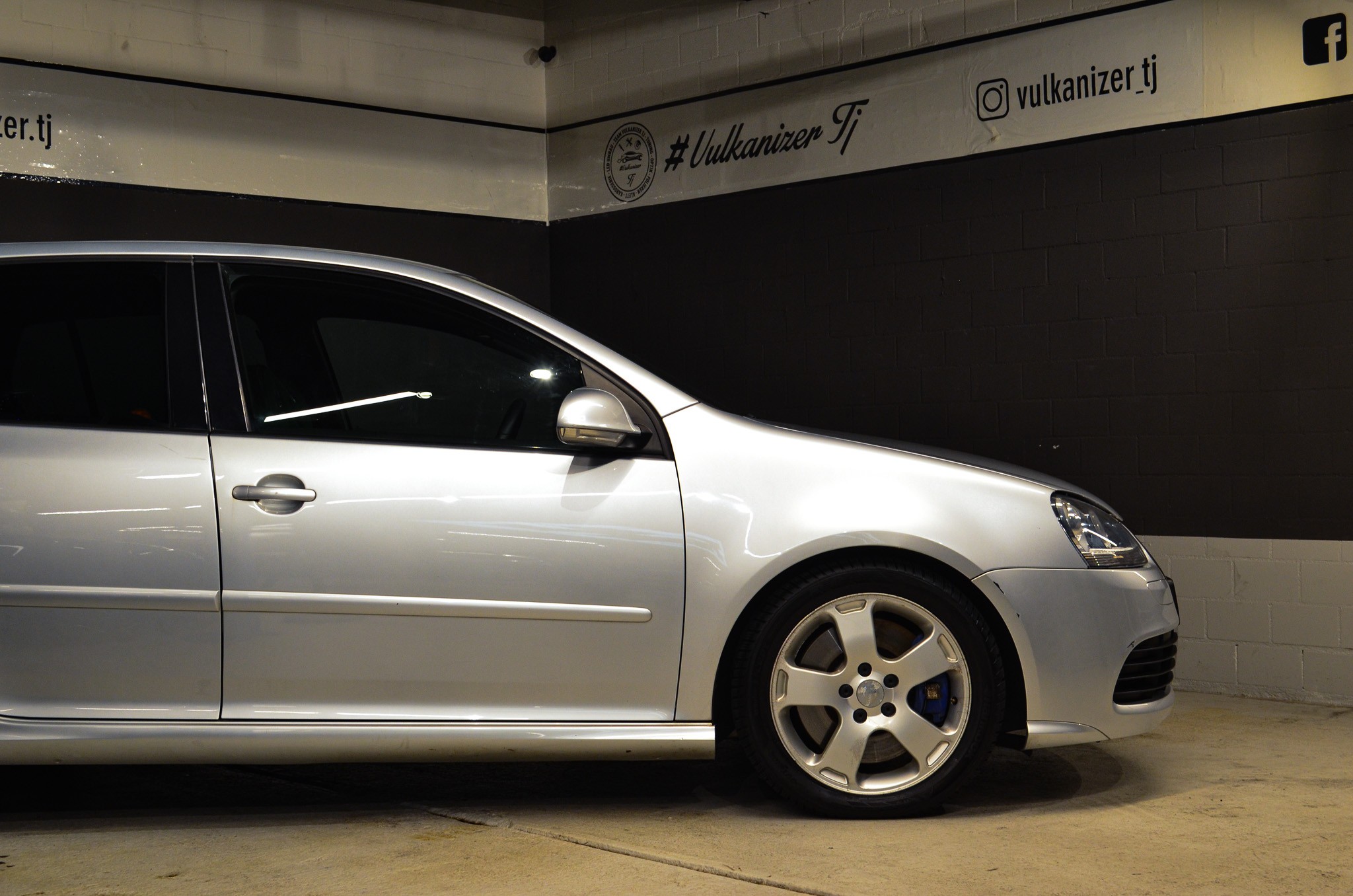 VW Golf R32 4Motion