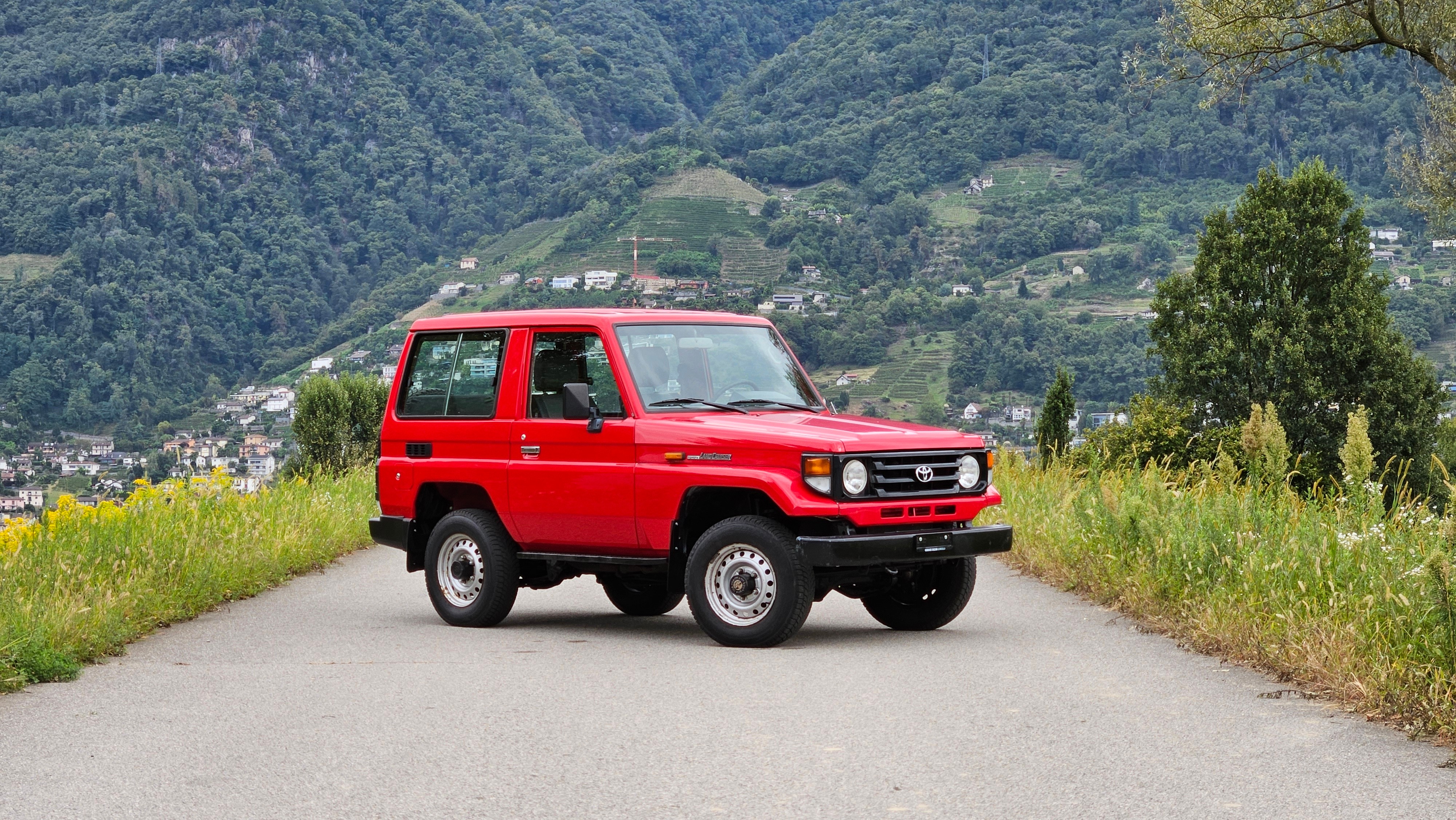 TOYOTA Land Cruiser 400 HdT 4.2 D