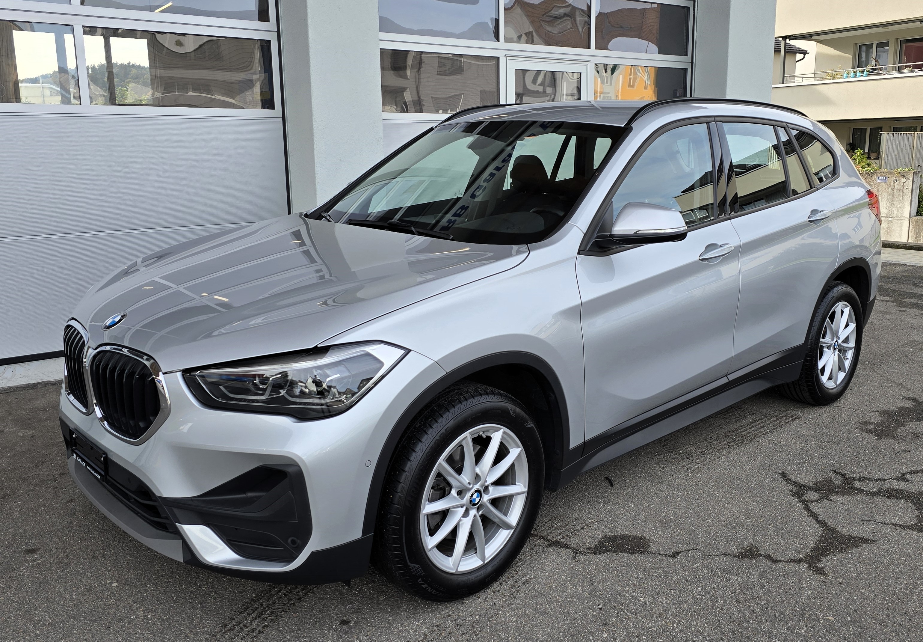 BMW X1 xDrive 18d Essential Edition Steptronic