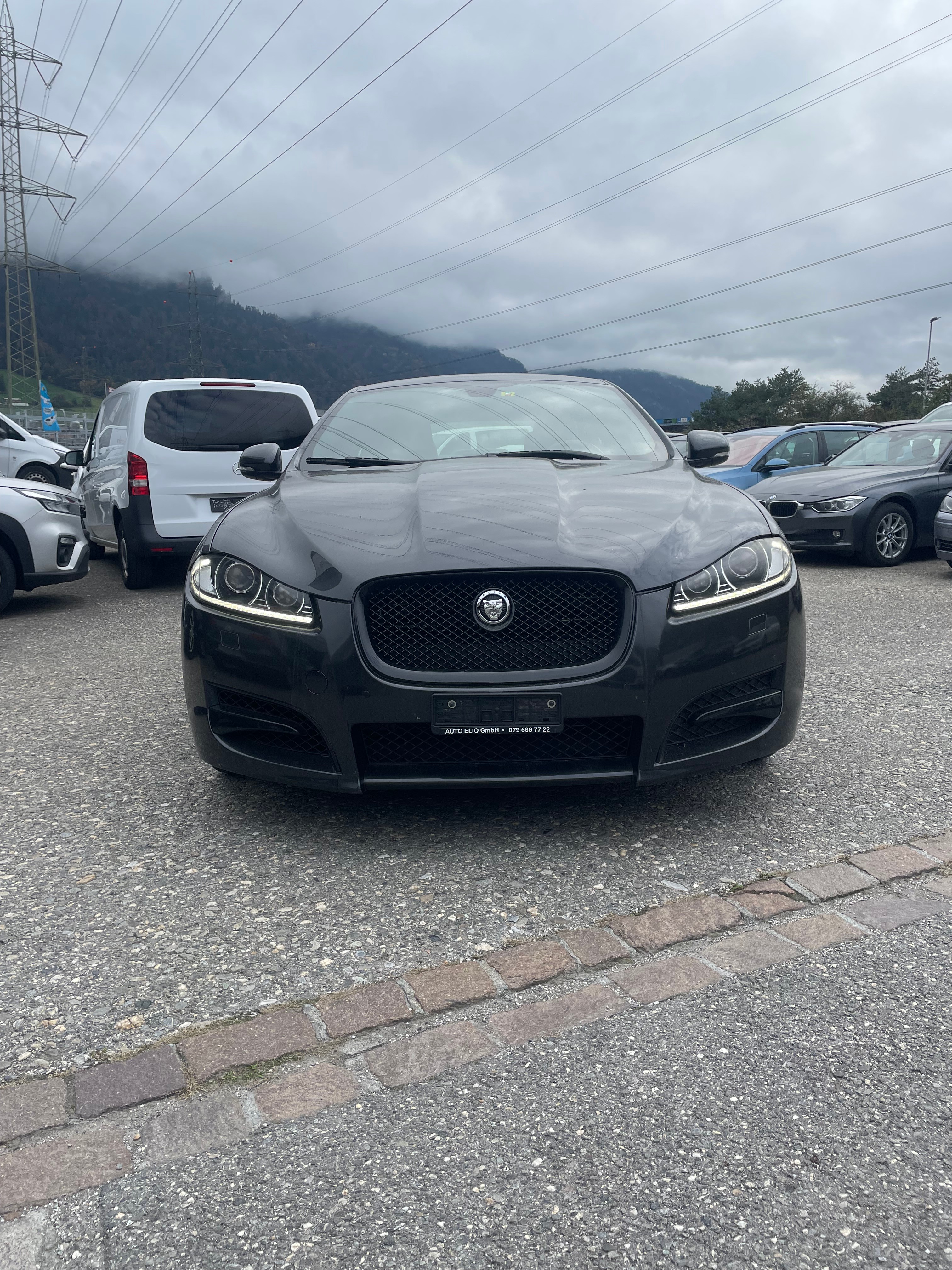 JAGUAR XF 2.0 Ti Luxury