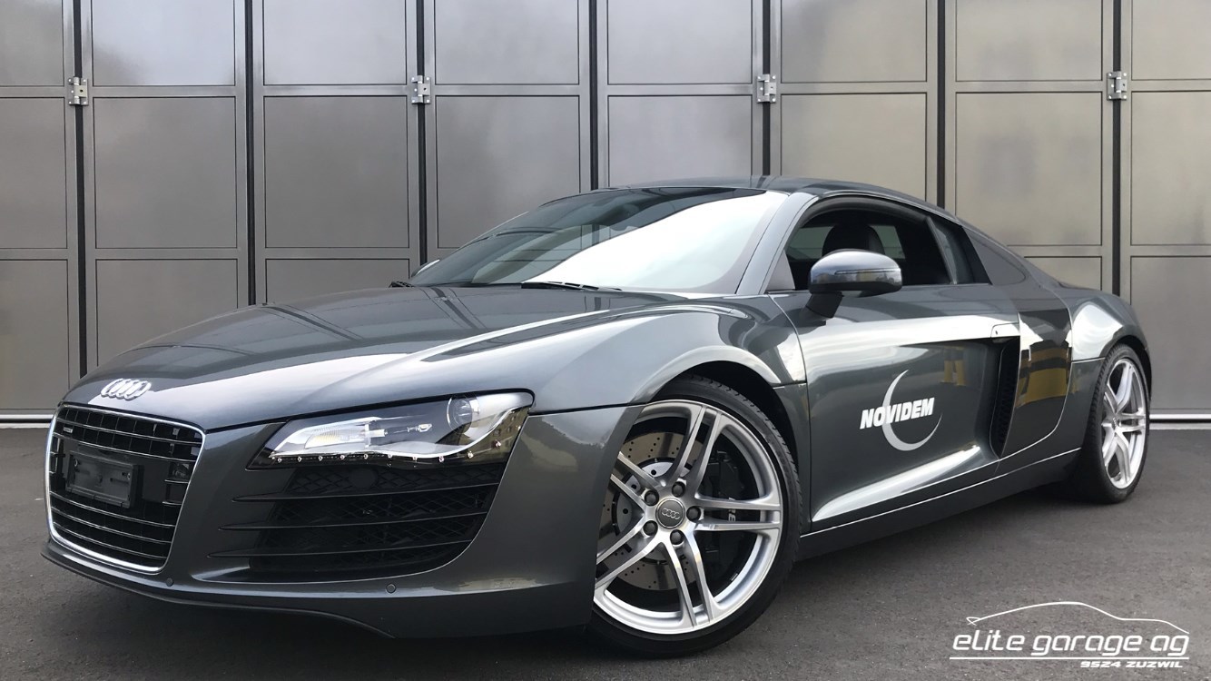 AUDI R8 Coupé 4.2