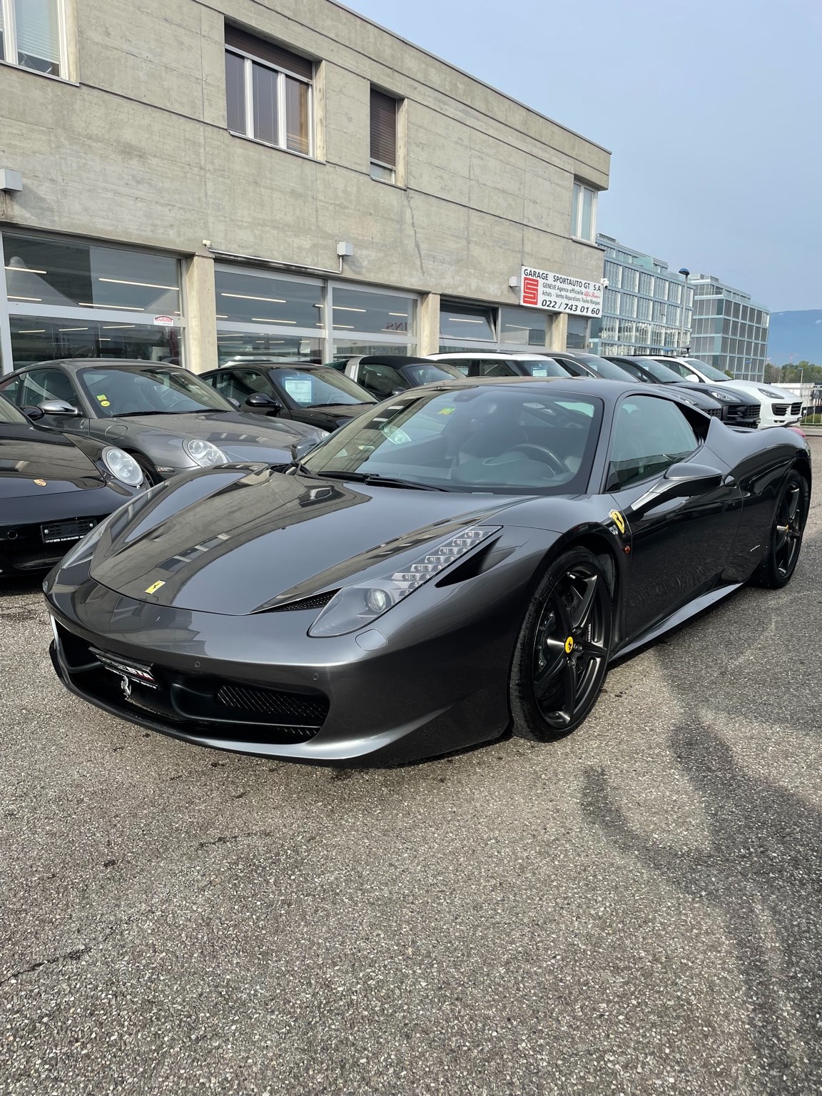 FERRARI 458 Italia 4.5 V8