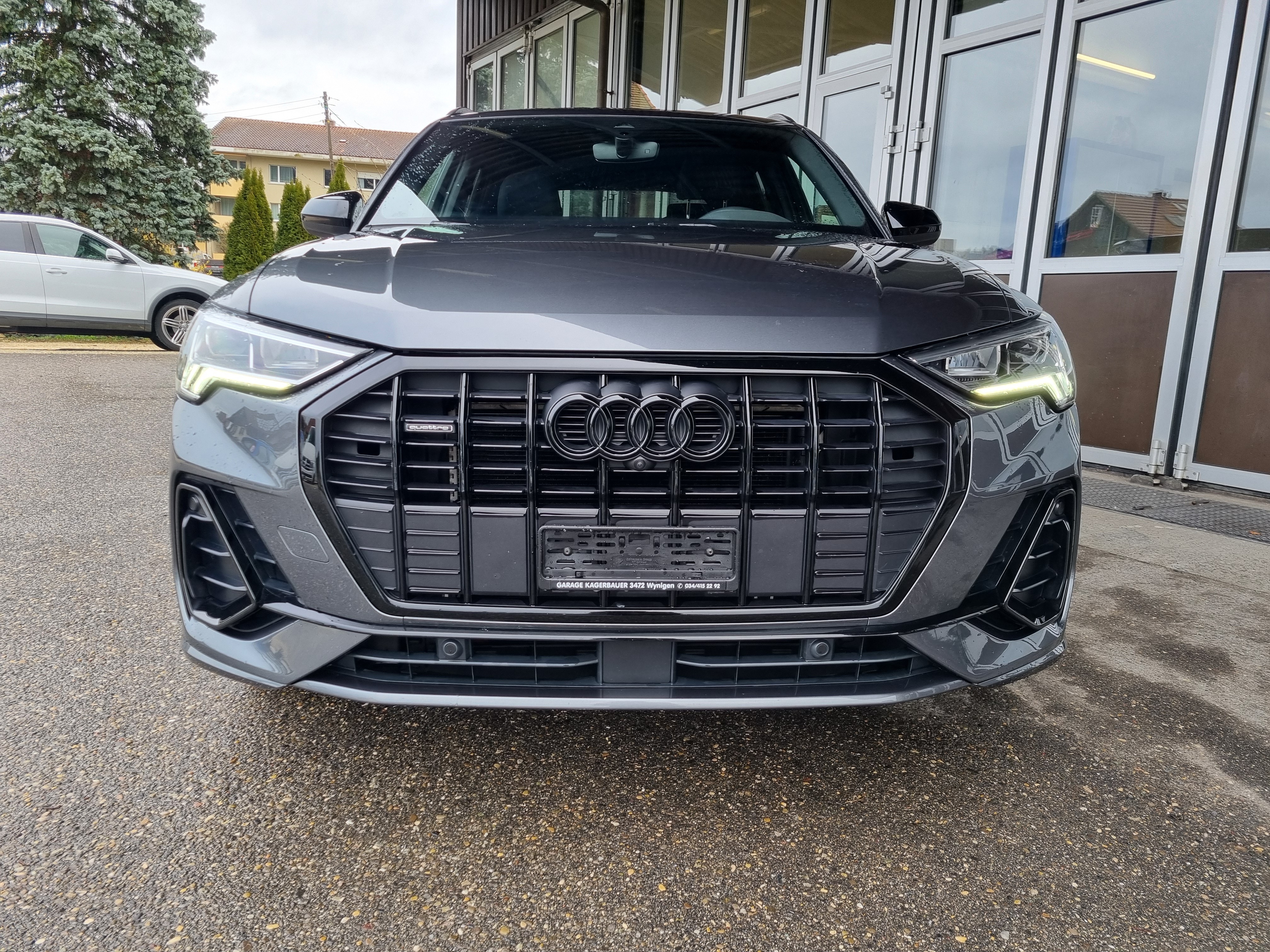 AUDI Q3 40 TDI S line quattro S-tronic