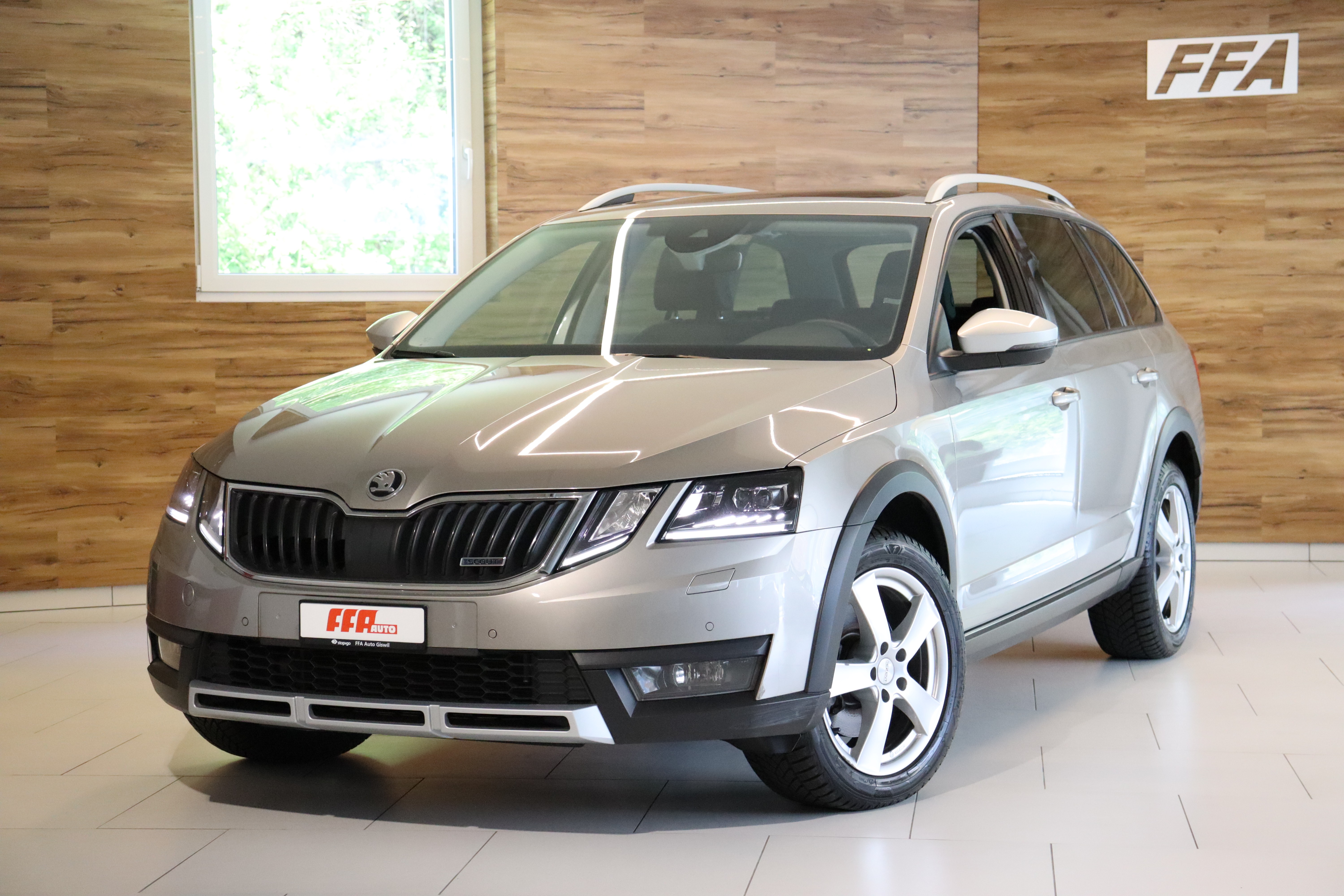 SKODA Octavia Scout 2.0 TDI 184 4x4 DSG