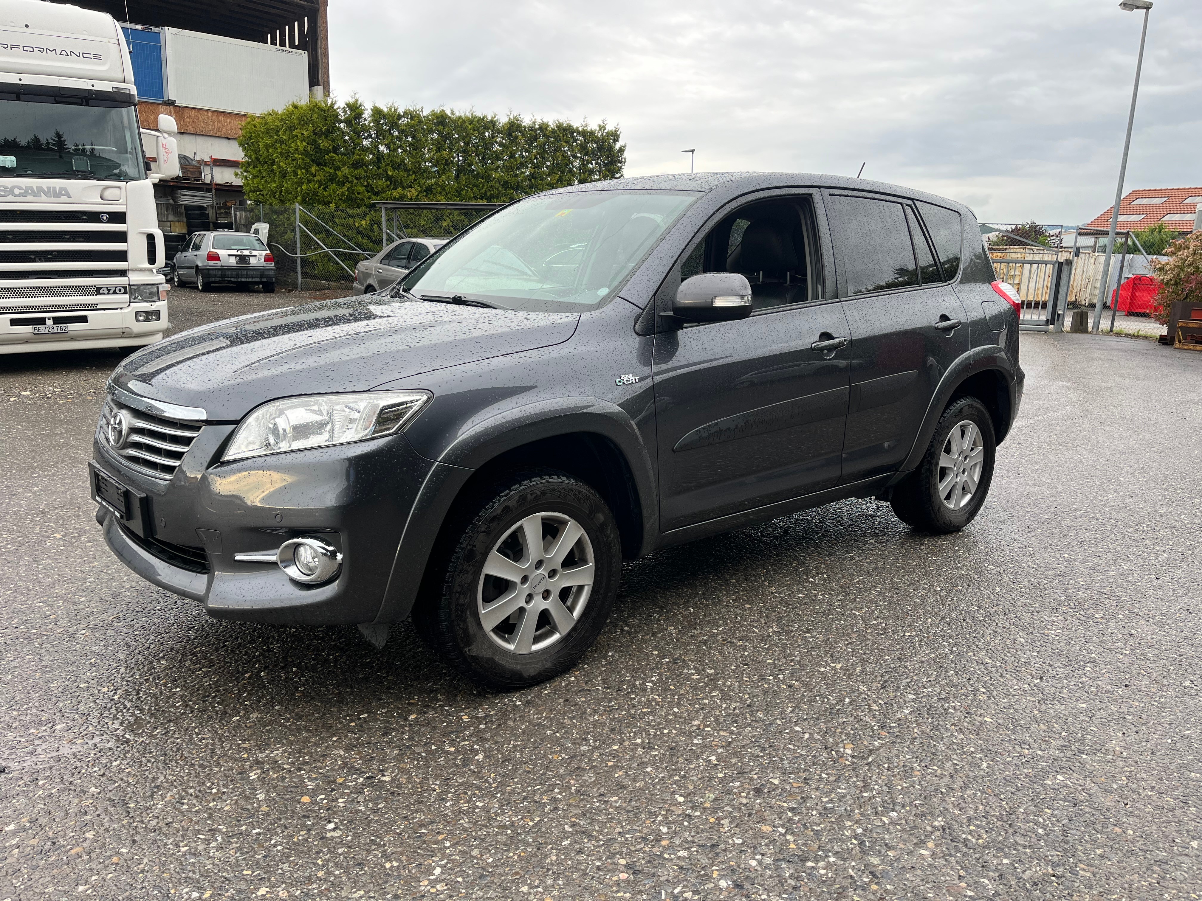 TOYOTA RAV-4 2.2D-CAT Linea Sol Premium AT