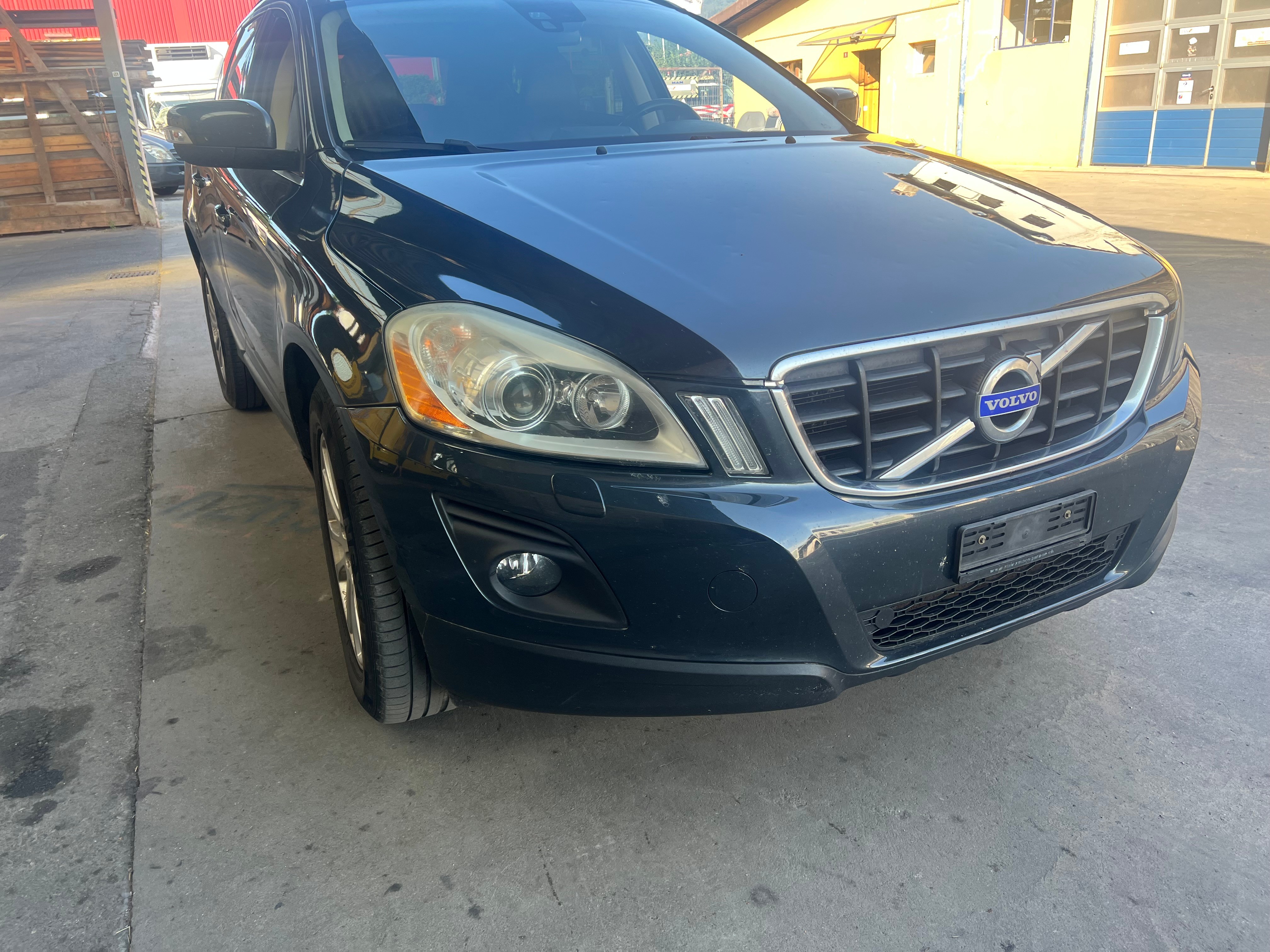 VOLVO XC60 D5 AWD Kinetic Geartronic