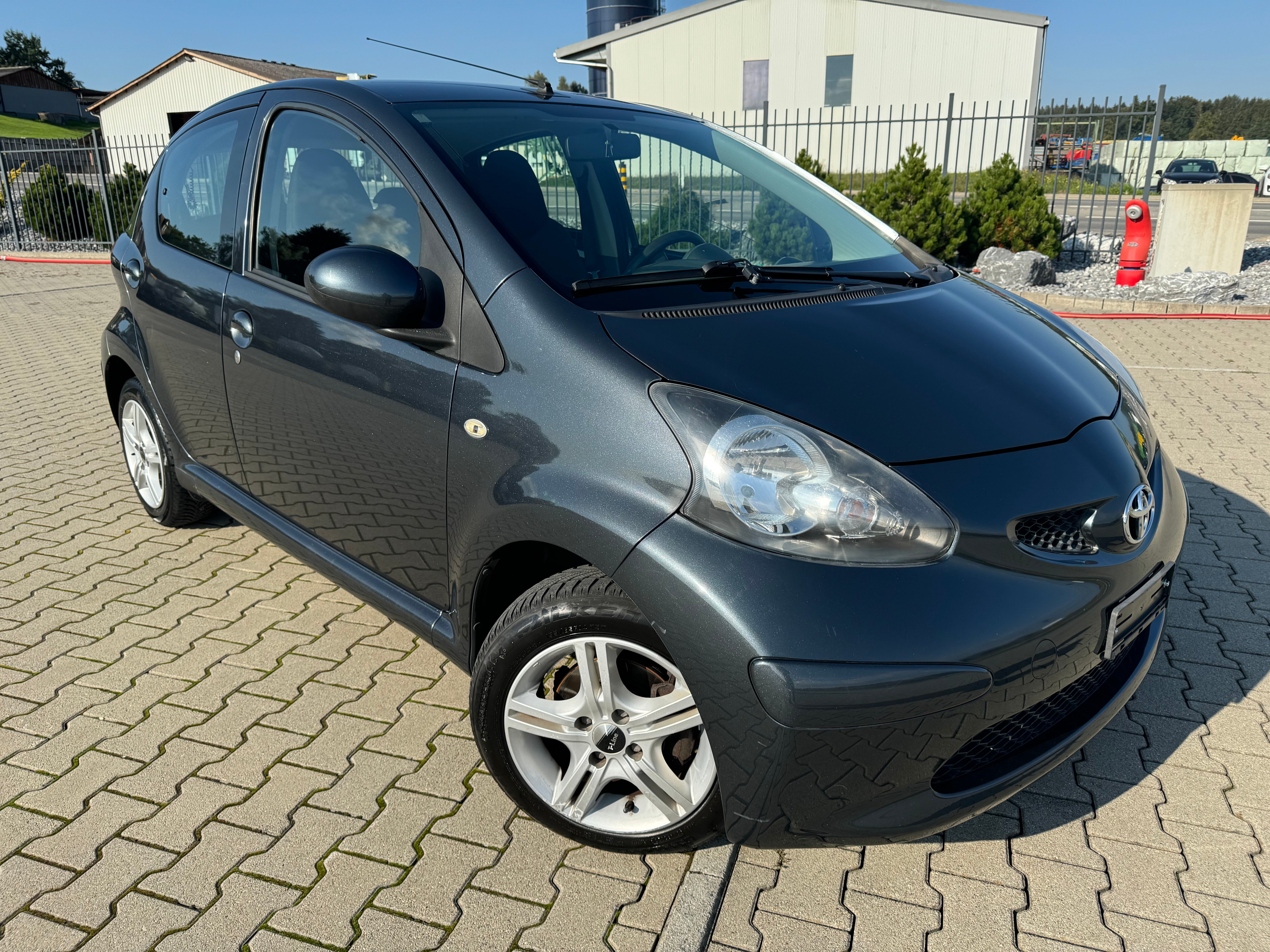 TOYOTA Aygo 1.0 Linea Luna