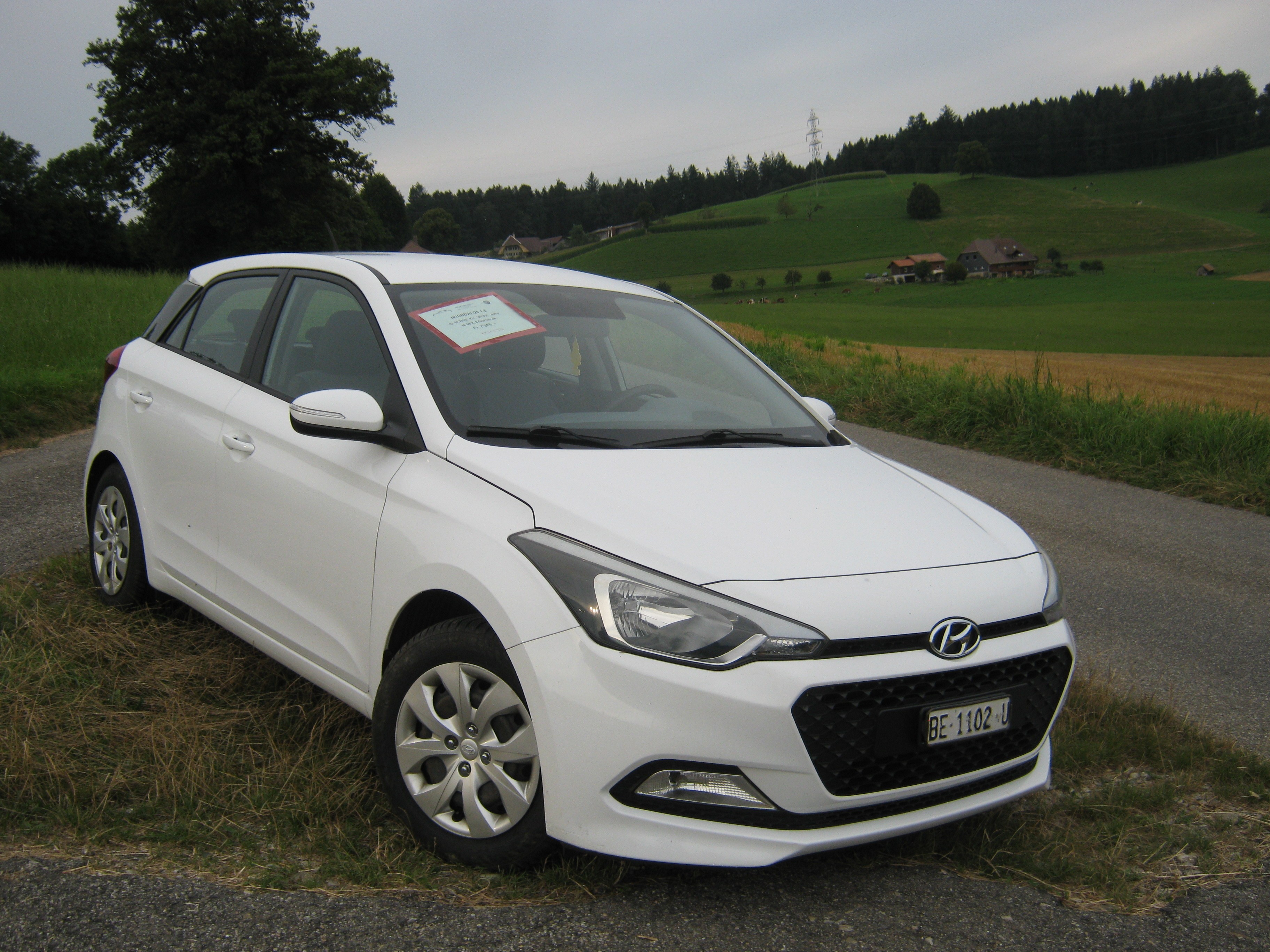 HYUNDAI i20 1.2 Amplia