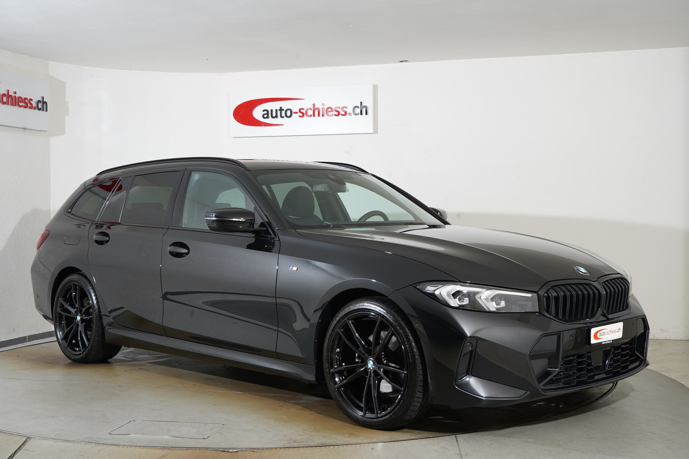 BMW 320 d xDrive 48V Touring Steptronic M Sport