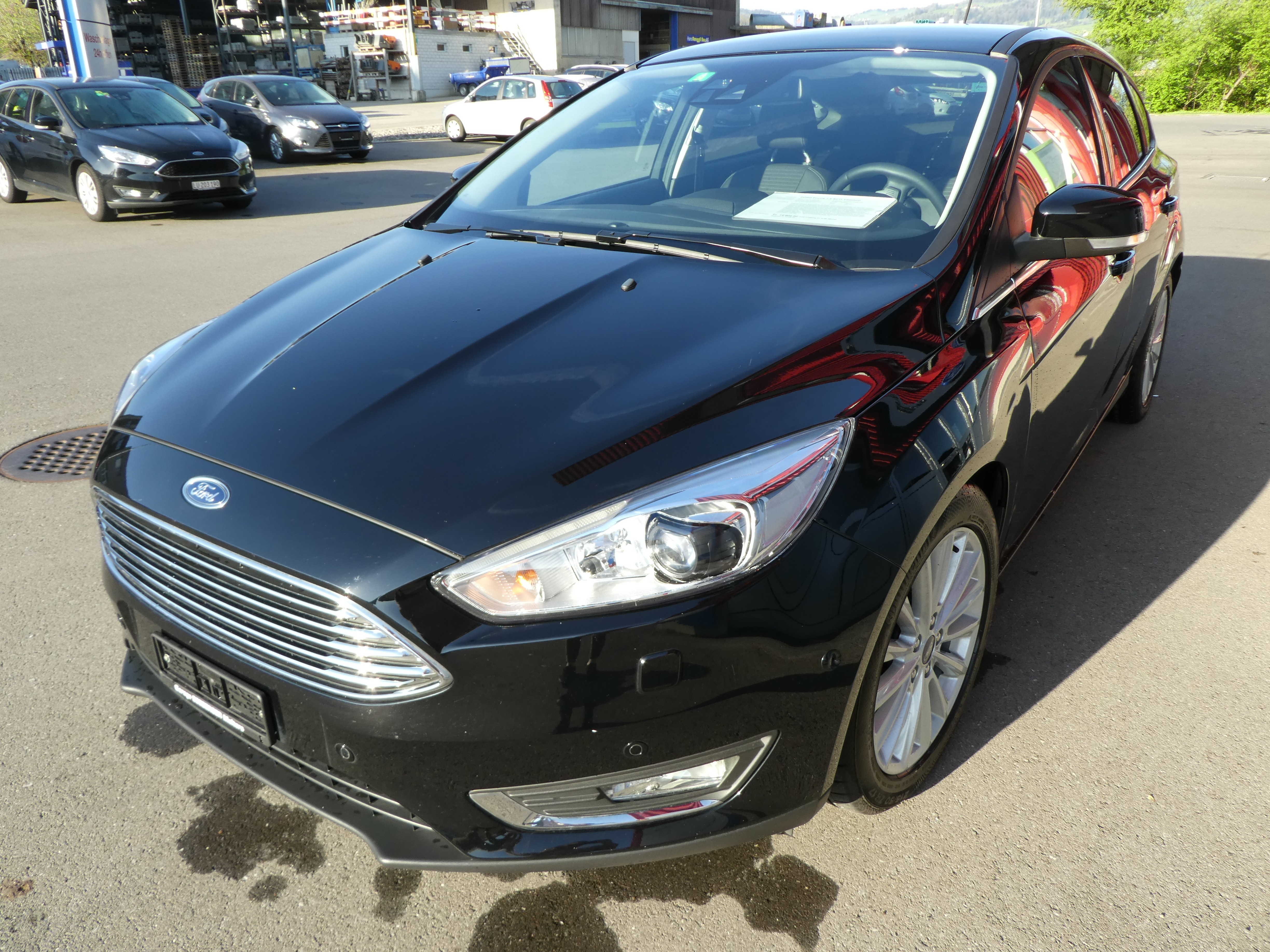 FORD Focus 1.5 SCTi Titanium Automatic