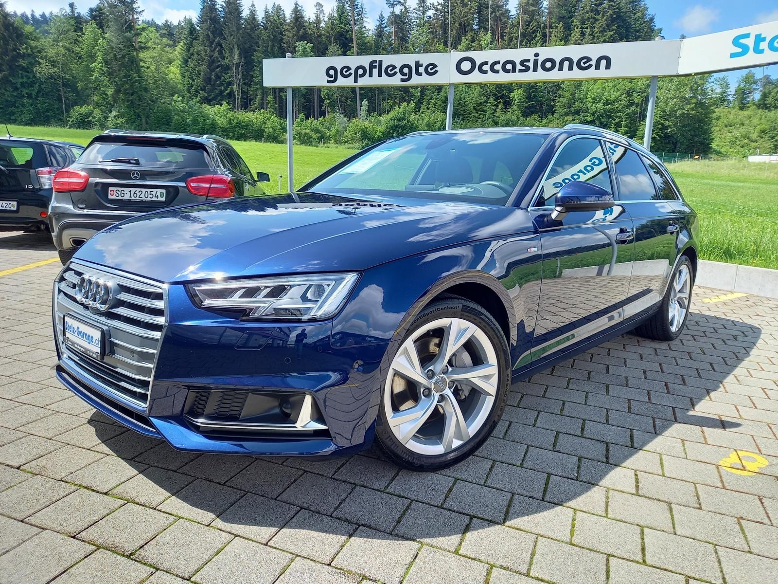 AUDI A4 Avant 40 TDI Sport quattro S-tronic *S-Line*