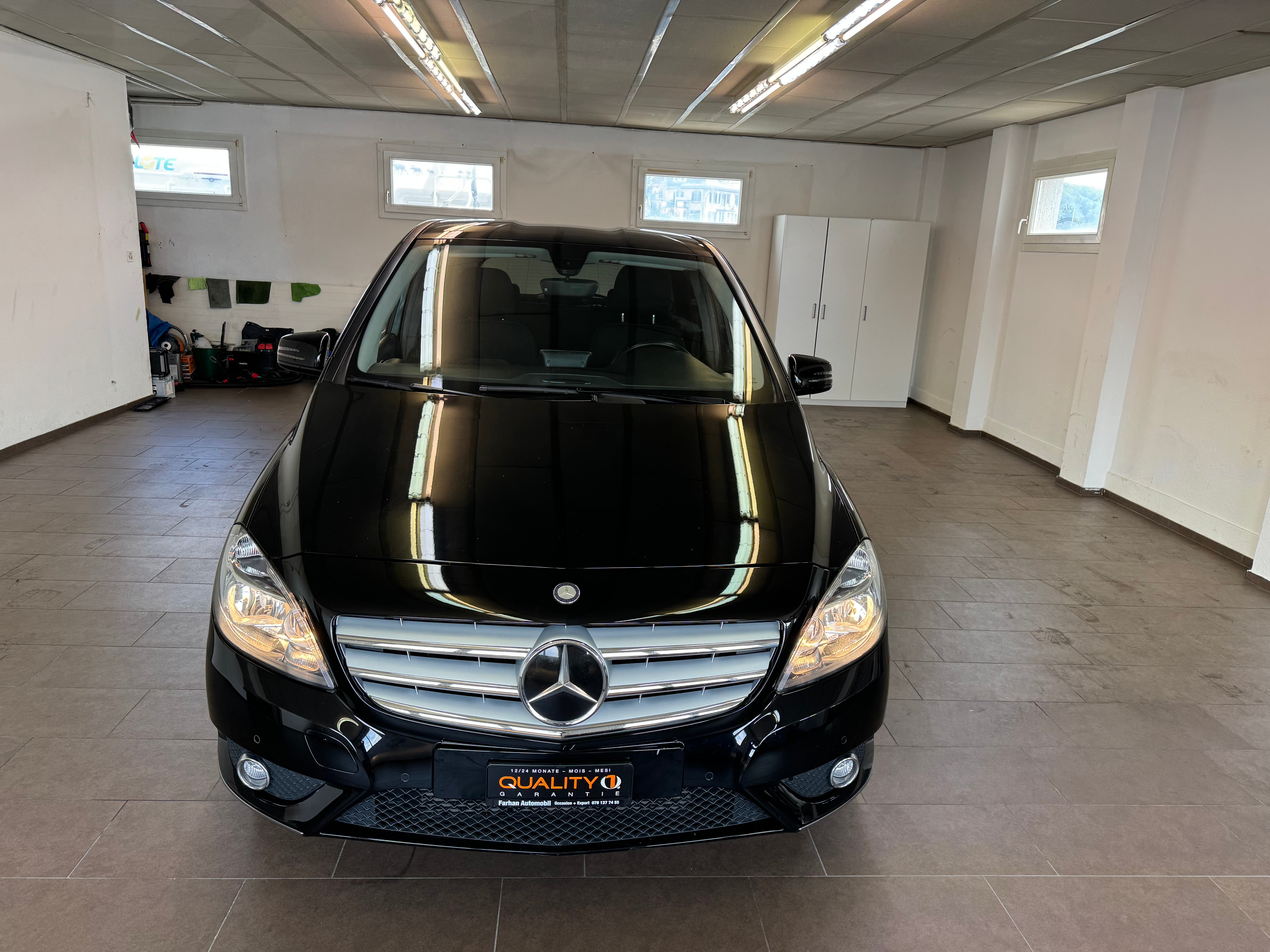 MERCEDES-BENZ B 180 7G-DCT